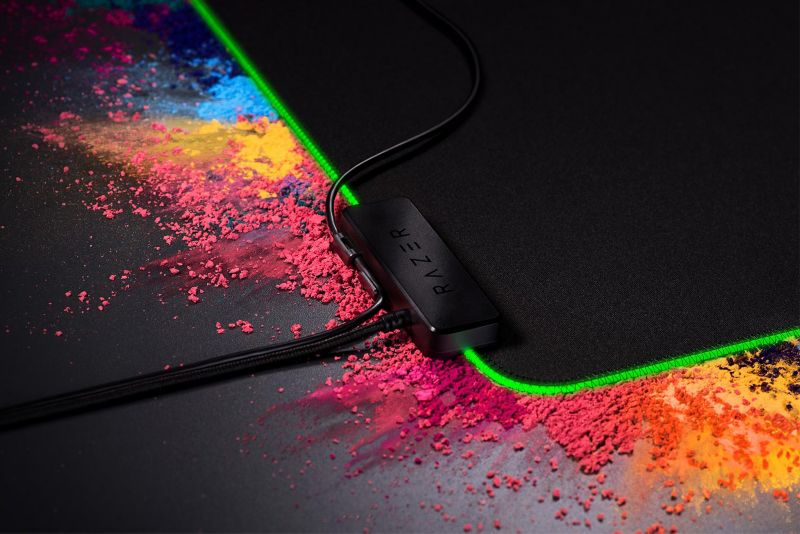 Razer GOLIATHUS CHROMA Gaming Mousepad