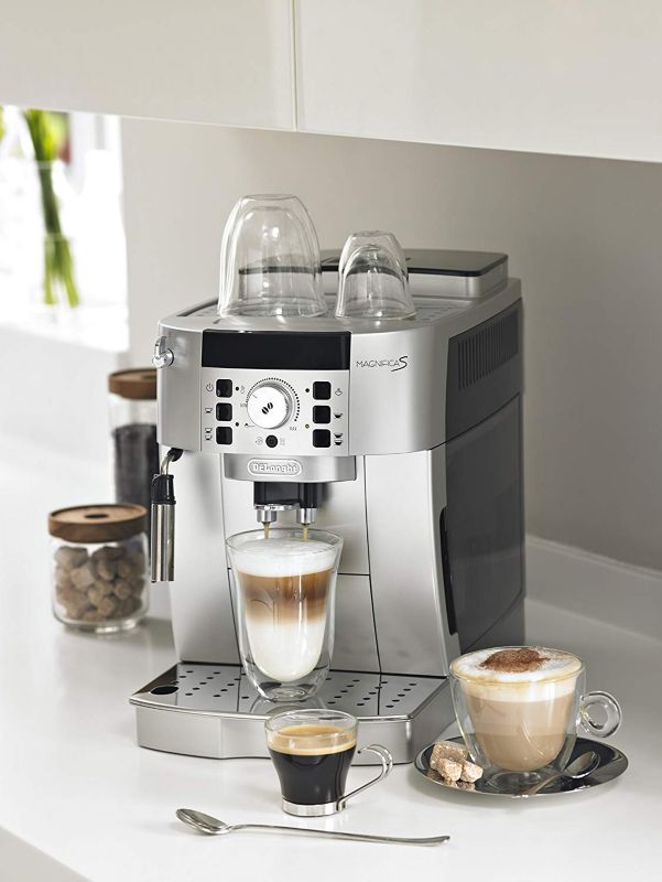 DeLonghi ECAM 22.110.SB Kaffeevollautomat silber-schwarz