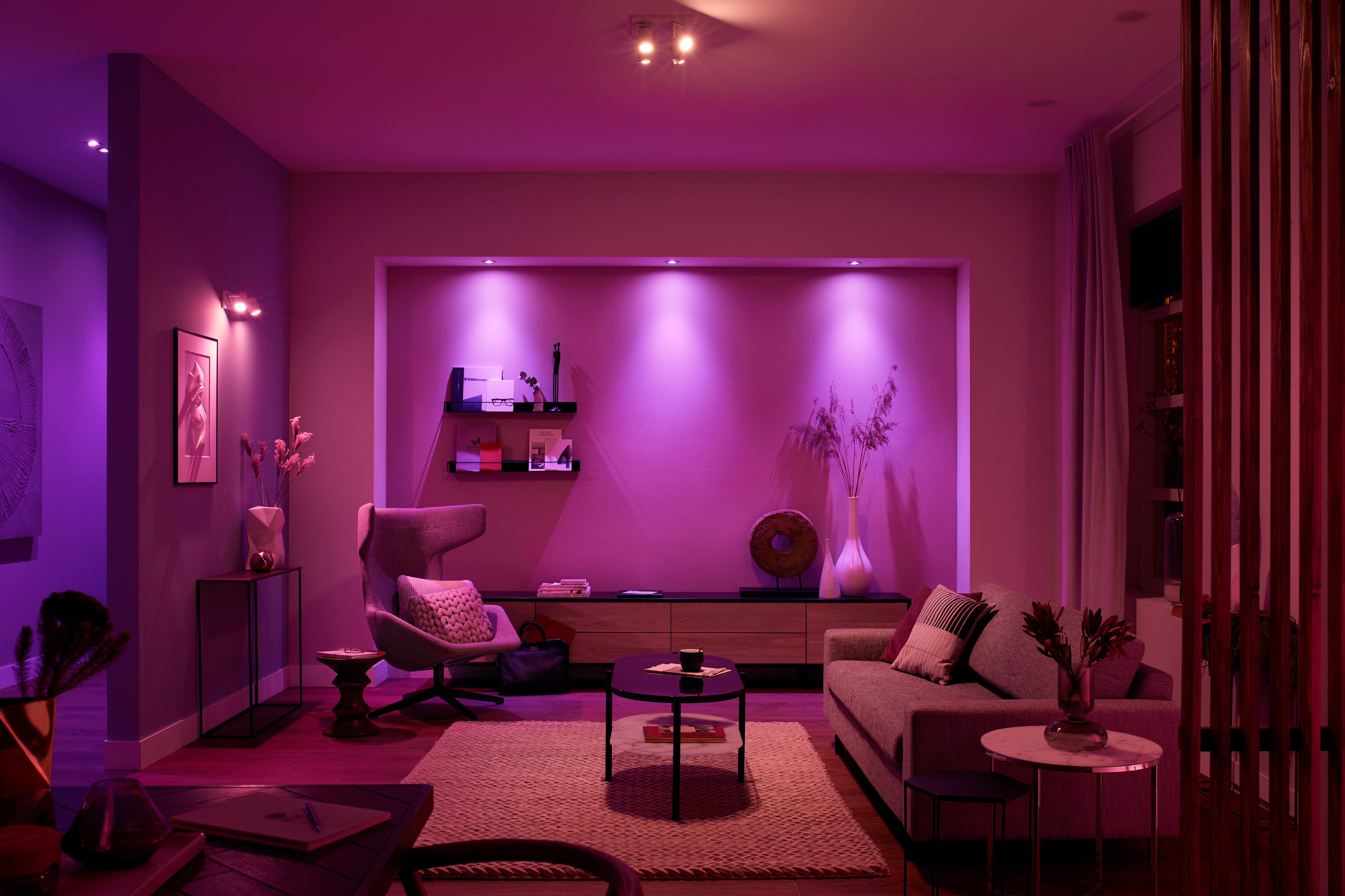 Philips Hue White &amp; Color Ambiance Argenta Spot 4er weiß Bluetooth