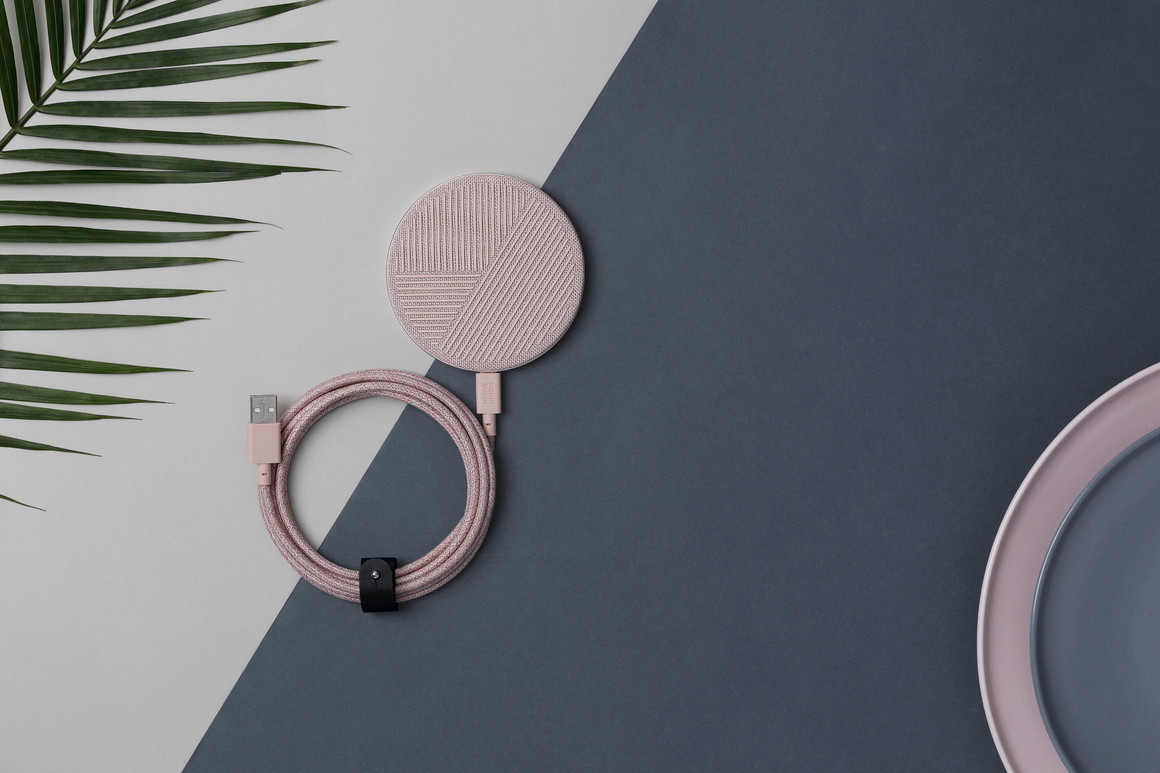 Native Union Drop 10W Wireless Charging Pad Rose