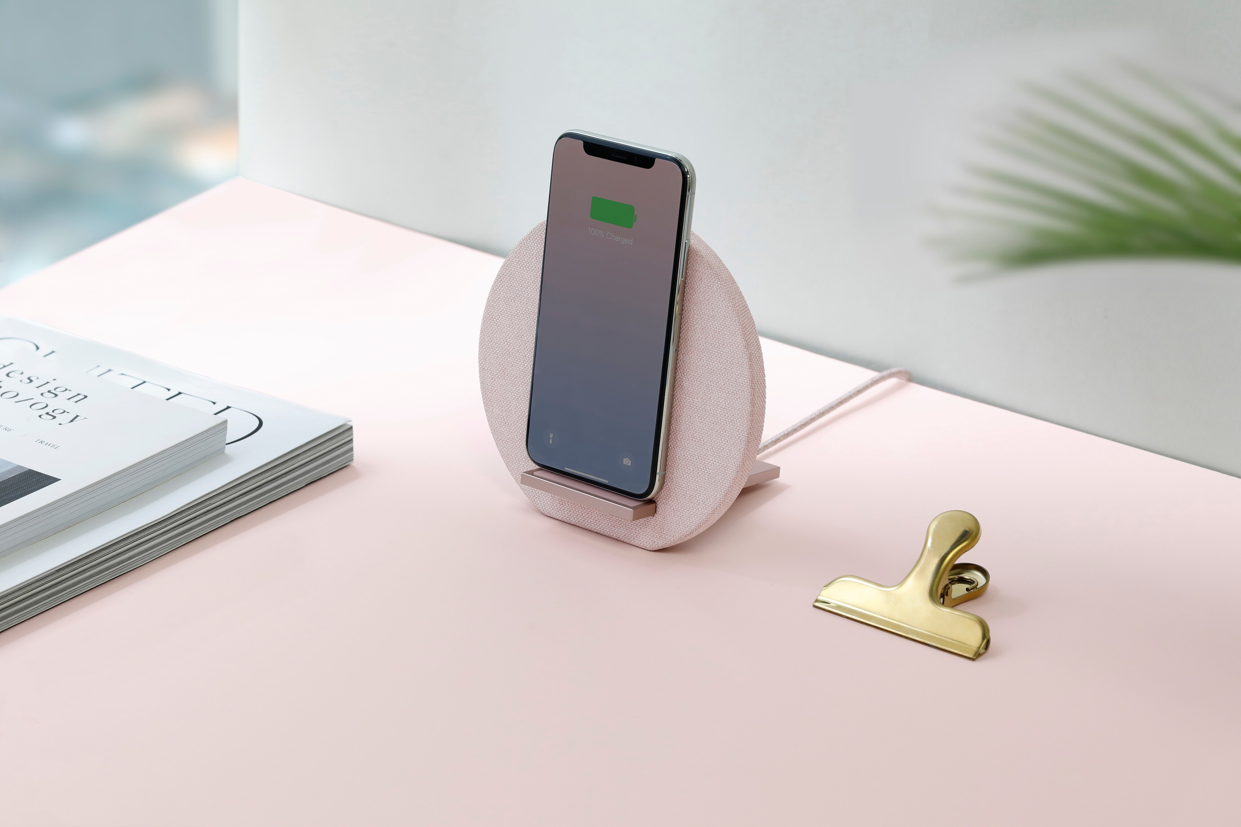 Native Union Dock 10 W Wireless Charging Stand Rose