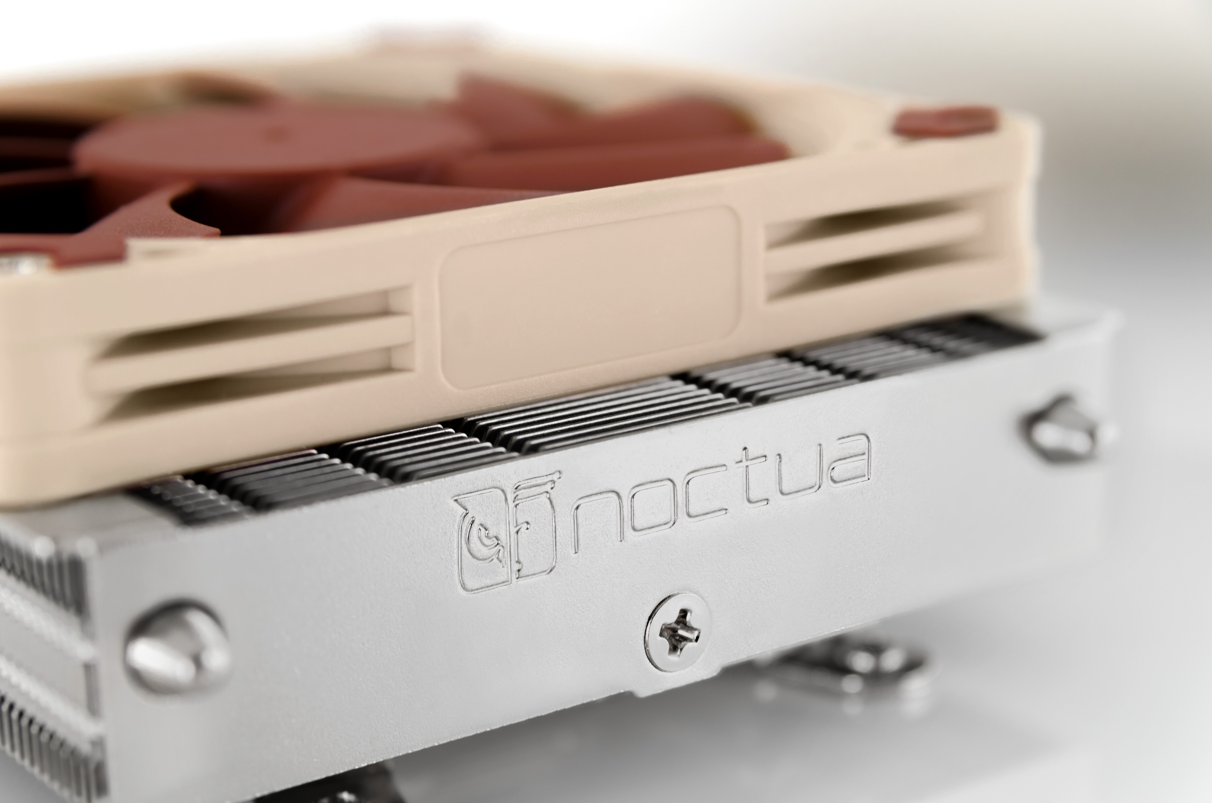 Noctua NH-L9a-AM4 Top Flow CPU Kühler (Sockel AM4)