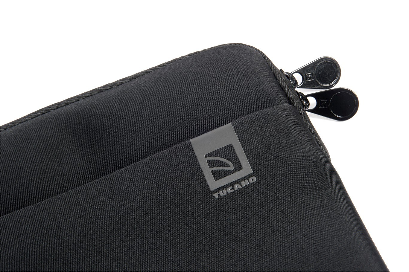 Tucano Second Skin Top Sleeve für MacBook Pro 16z (2019), schwarz