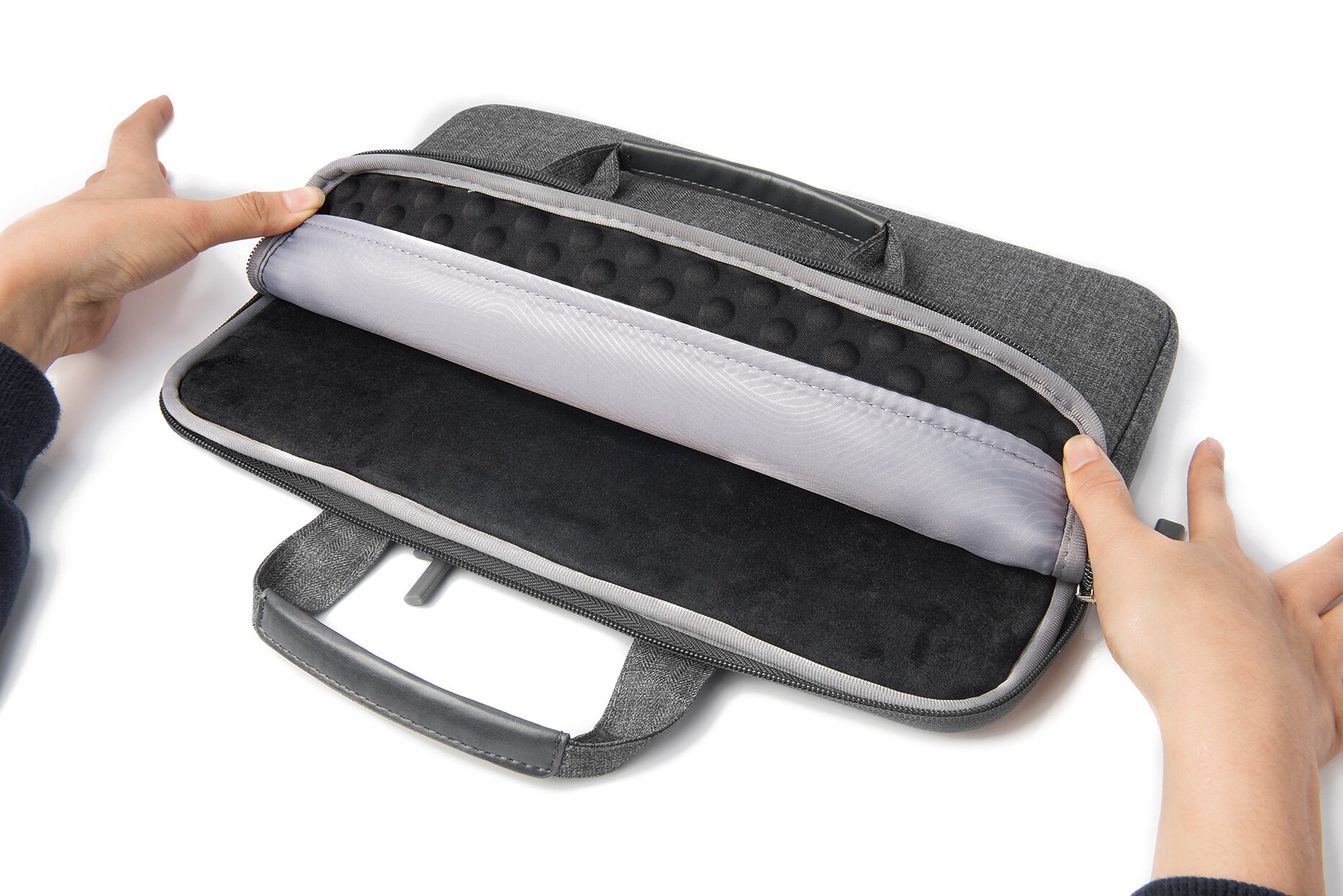 Satechi Water-Resistant Laptop Carrying Case + Pockets 13"