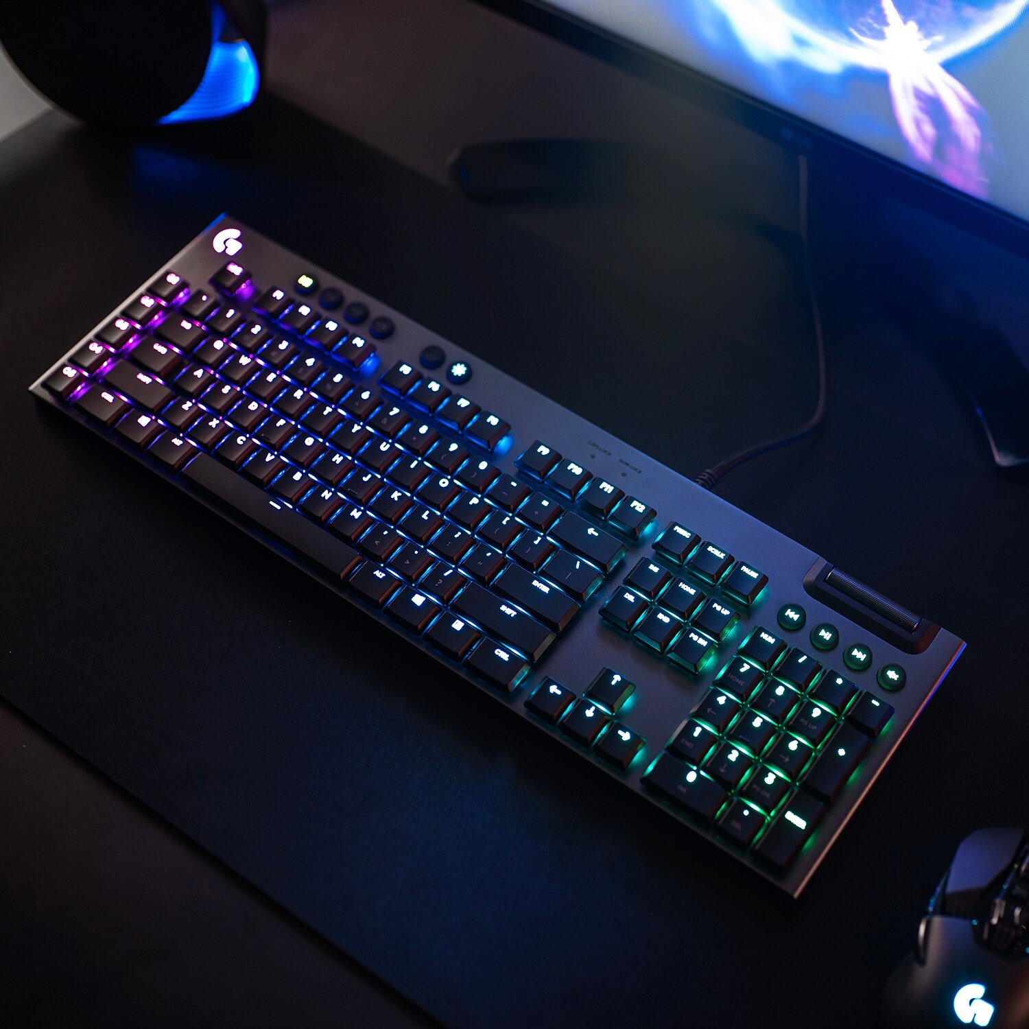 Logitech G815 LIGHTSPEED Tactile Kabelgebundene Mechanische RGB Gaming Tastatur