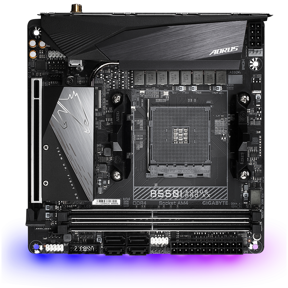 Gigabyte B550i AORUS Pro AX Mini ITX Mainboard Sockel AM4 M.2/HDMI/USB3.2