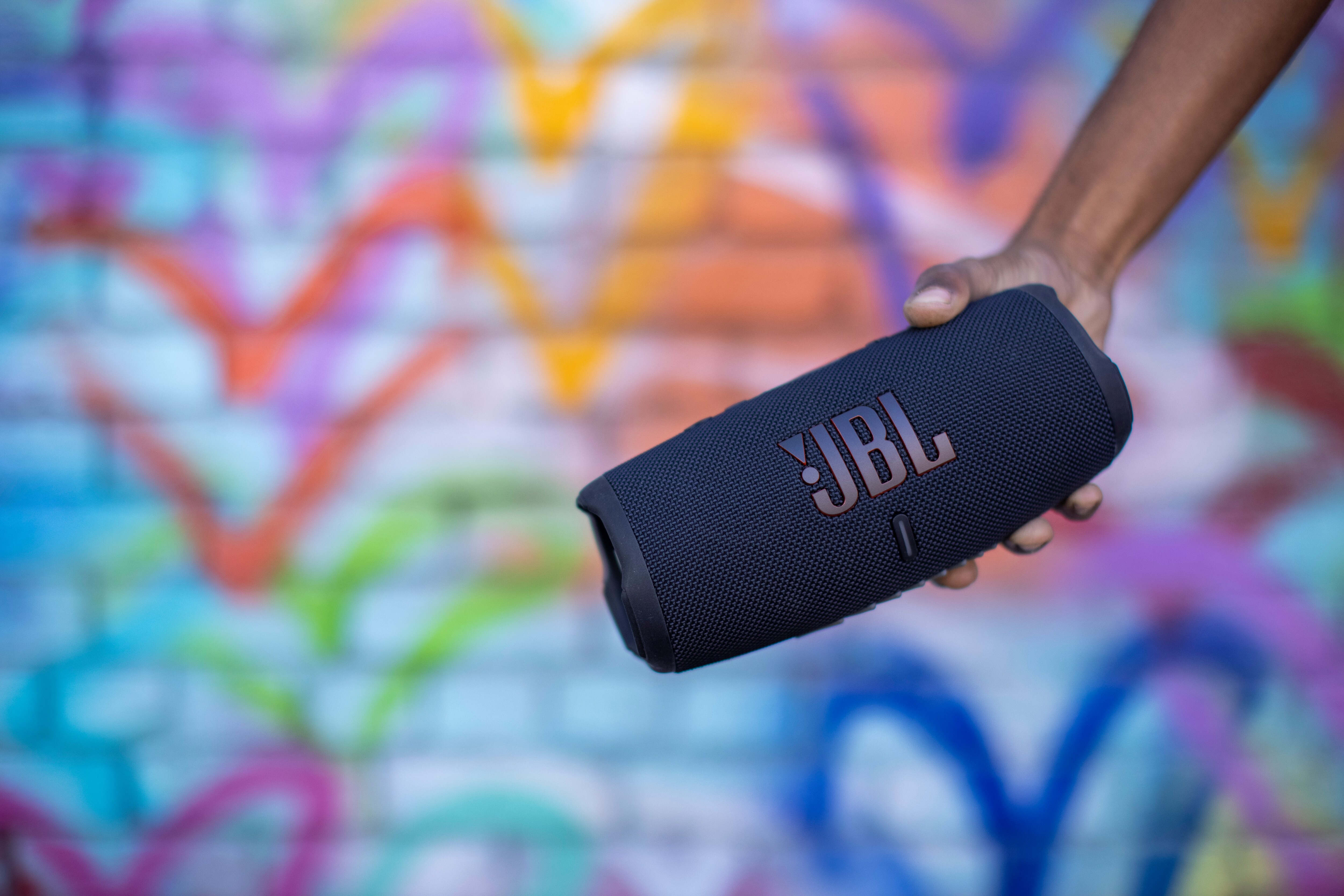 JBL Charge 5 Tragbarer Bluetooth-Lautsprecher blau