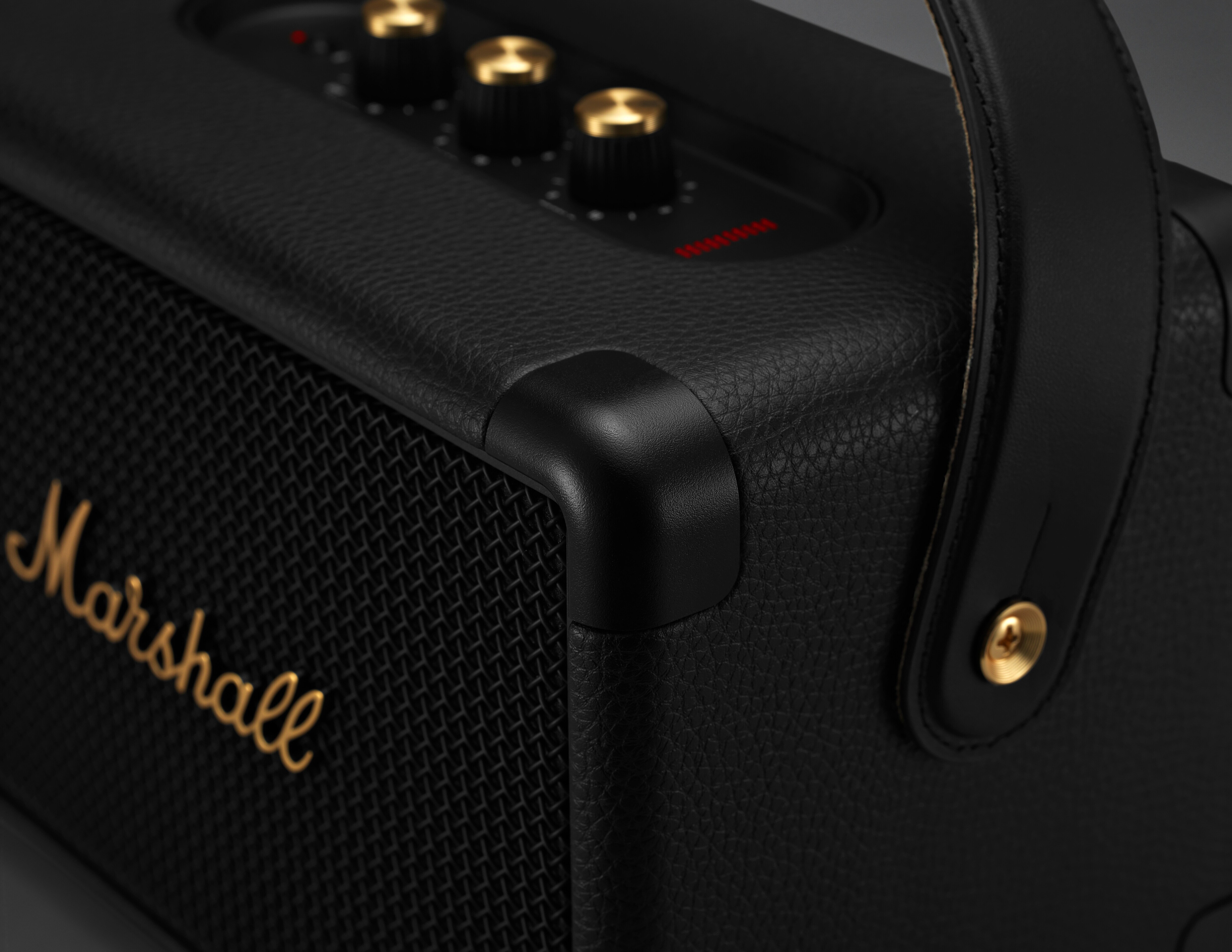 Marshall Kilburn II Tragbarer Bluetooth Lautsprecher Black &amp; Brass schwarz