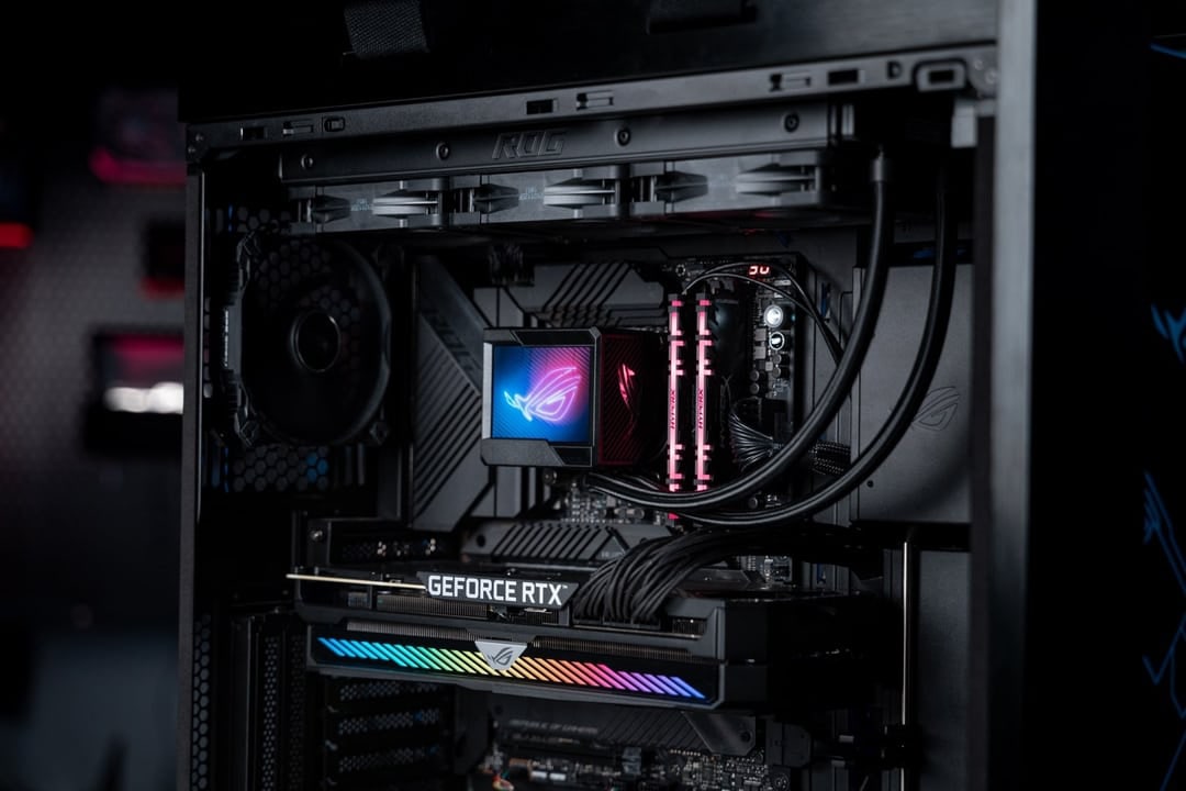 ASUS ROG Ryujin 240 II Komplettwasserkühlung für AMD und Intel CPUs