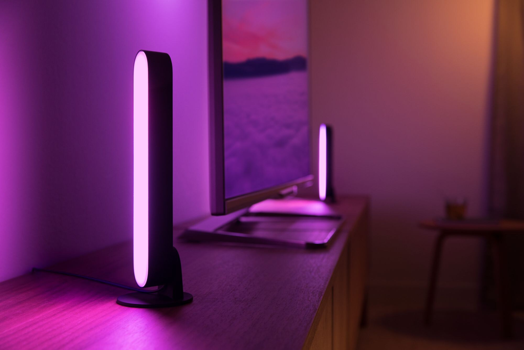 Philips Hue White and Color Ambiance Play Lightbar schwarz inkl. Netzteil