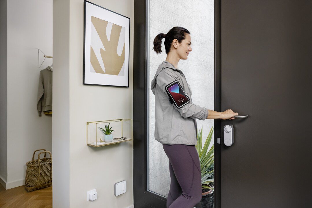 Bosch Smart Home Yale Linus® Smart Lock &amp; Yale Connect Wi-FiBridge