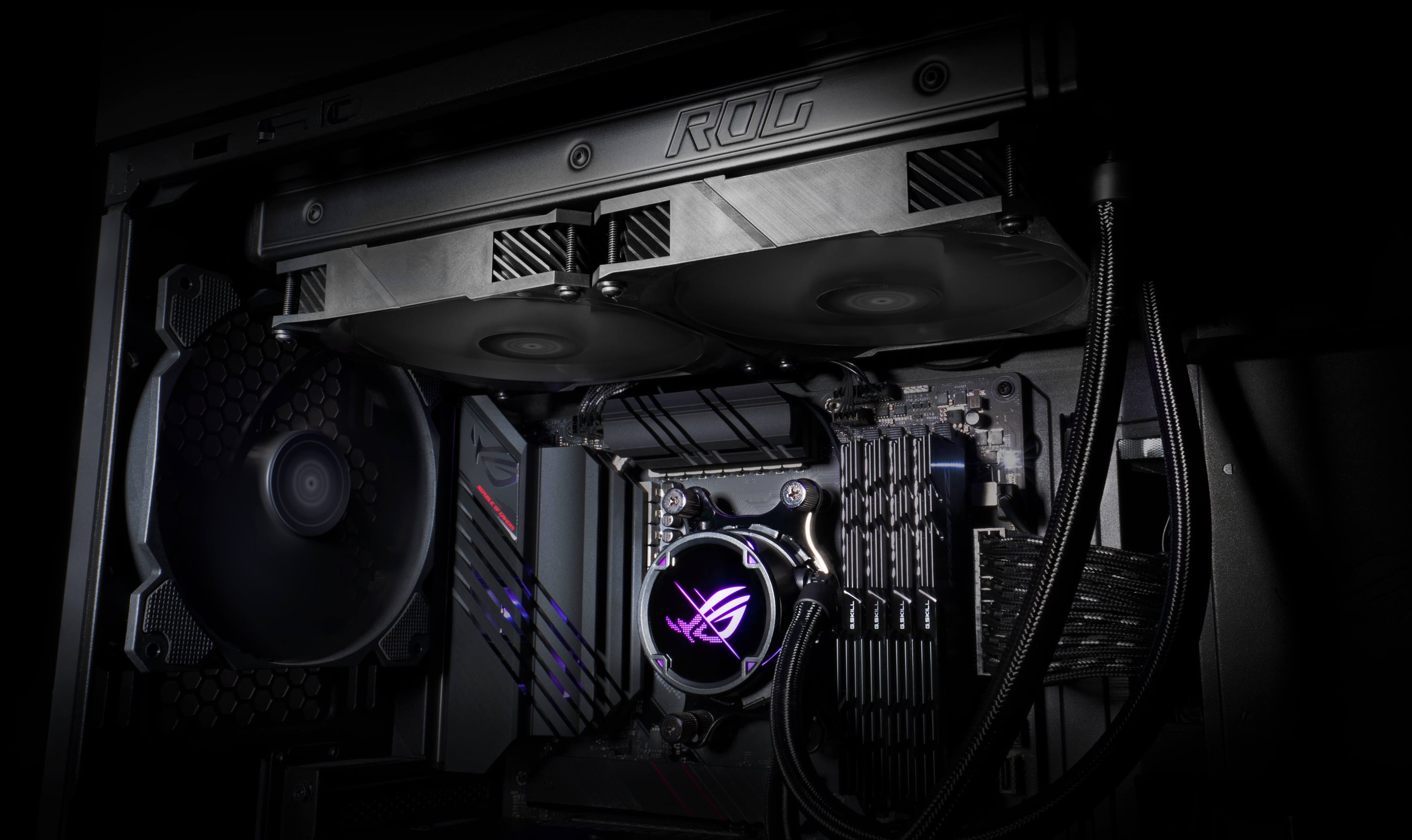 ASUS ROG Strix LC 240 II Komplettwasserkühlung für AMD und Intel CPUs