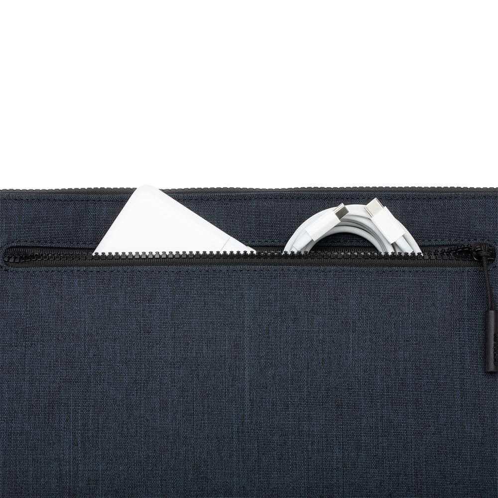 Incase Compact Sleeve Woolenex für Apple MacBook Pro 15"/16" navy