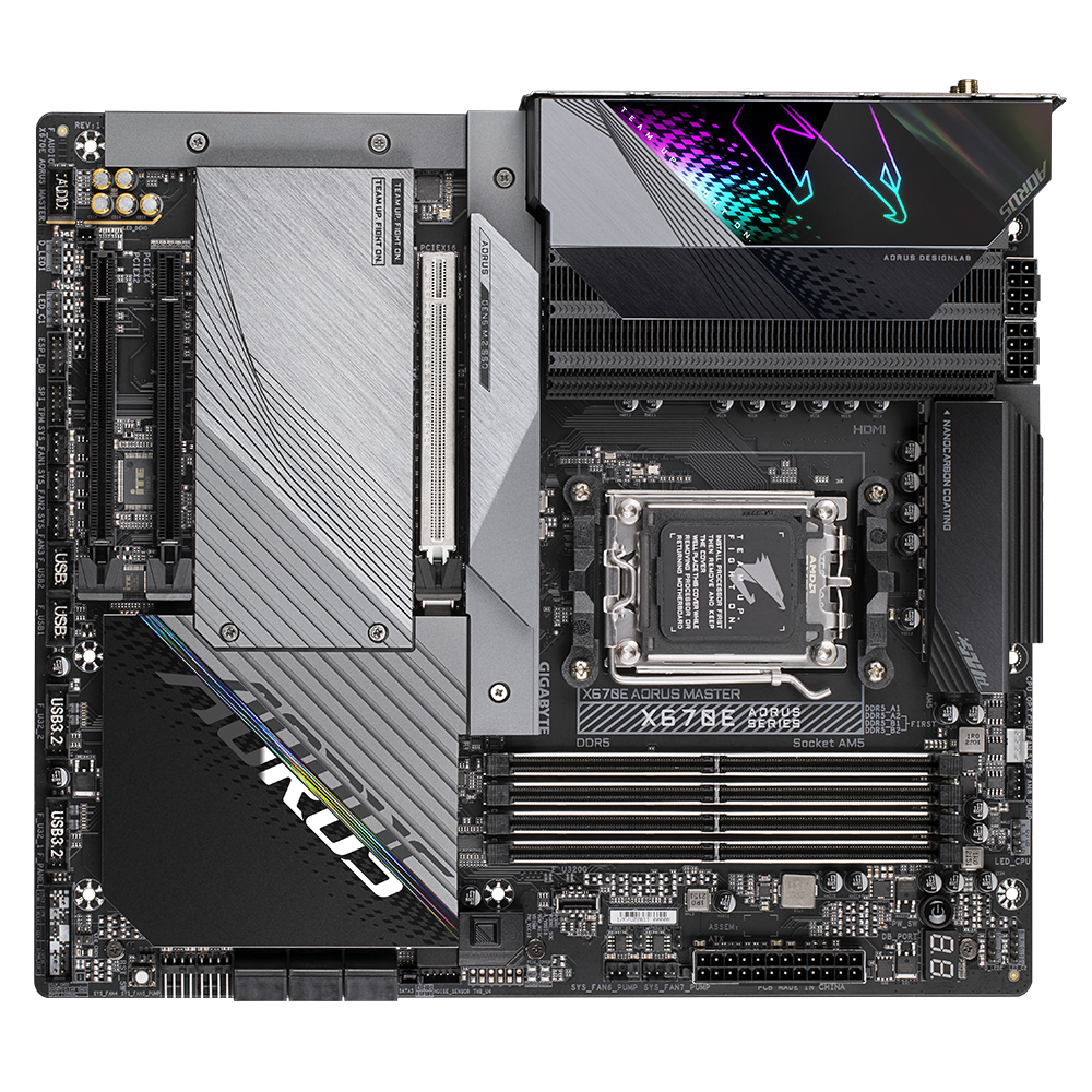 GIGABYTE X670E AORUS MASTER ATX Mainboard Sockel AM5 DP/HDMI/USB-C/5xM.2/WIFI6E