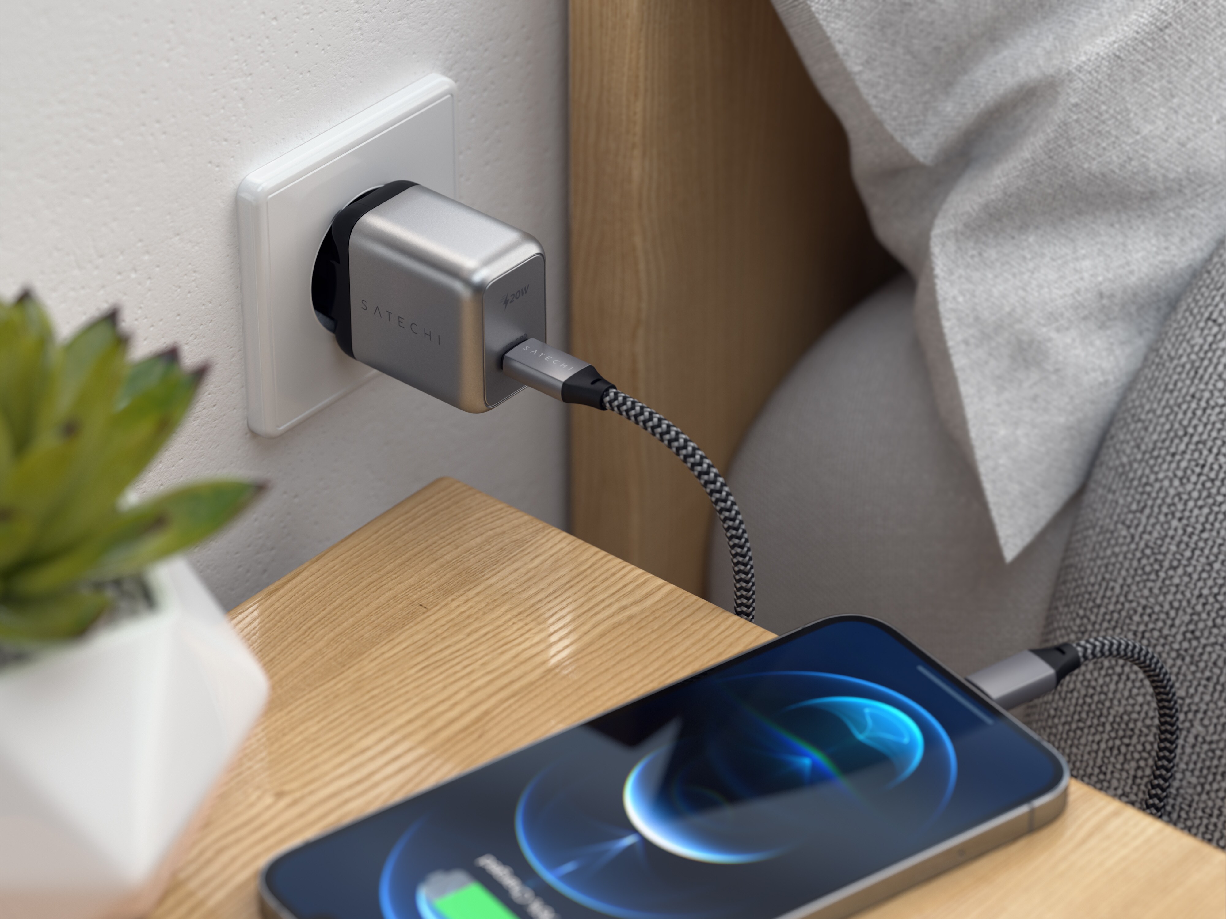 Satechi 20W USB-C PD Wand Lader Space Grau