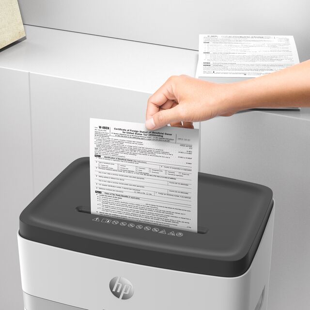 HP OneShred 18CC Partikelschnitt Papier Büro- und Heftklammern Kreditkarten