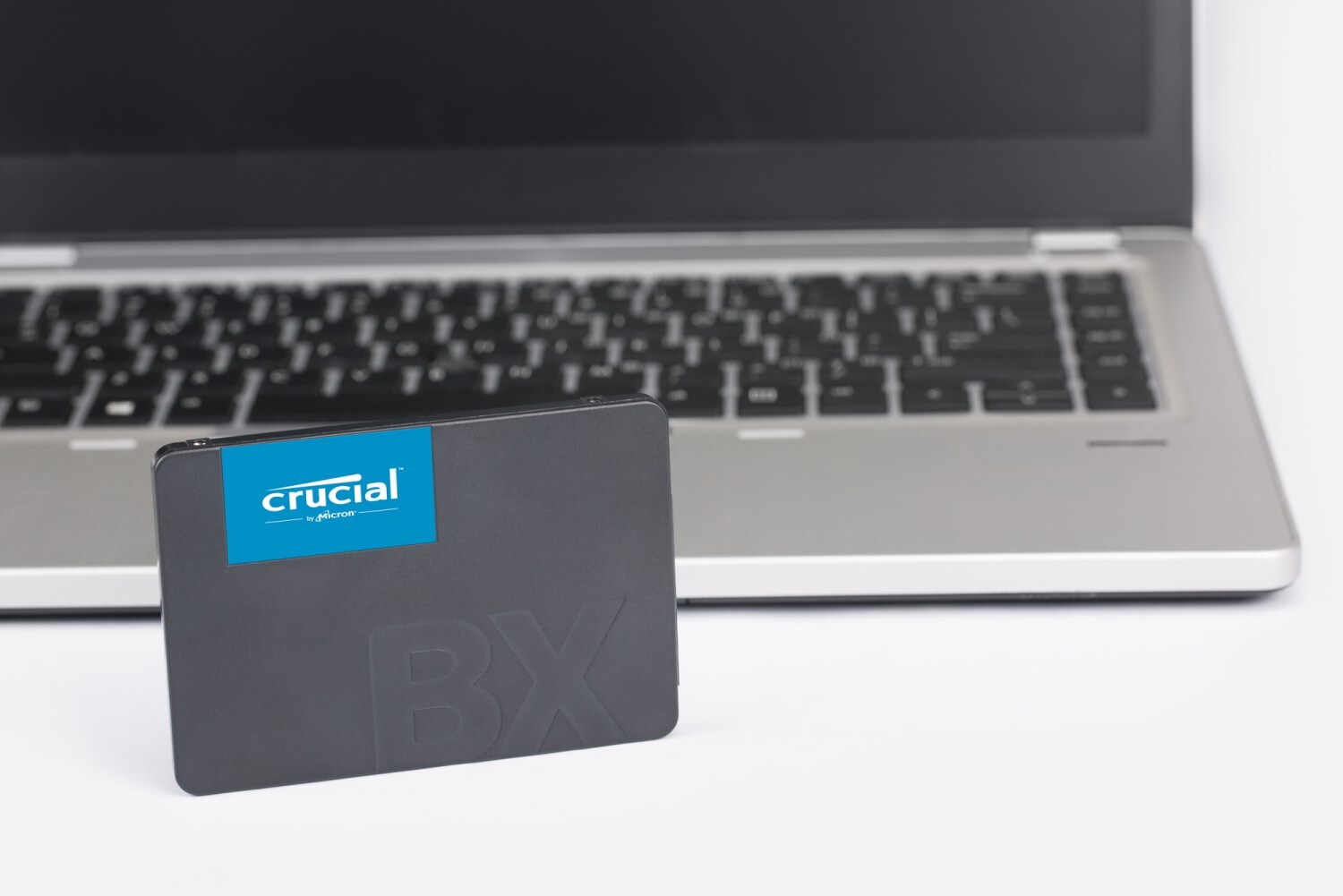 Crucial BX500 SATA SSD 500 GB 3D NAND 2.5zoll