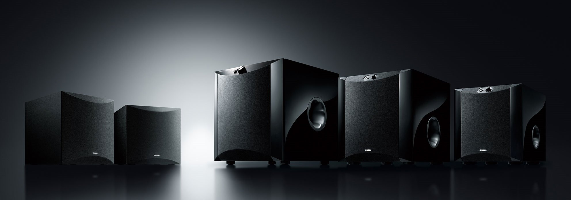 Yamaha MusicCast SUB 100 Wireless Subwoofer schwarz WLAN