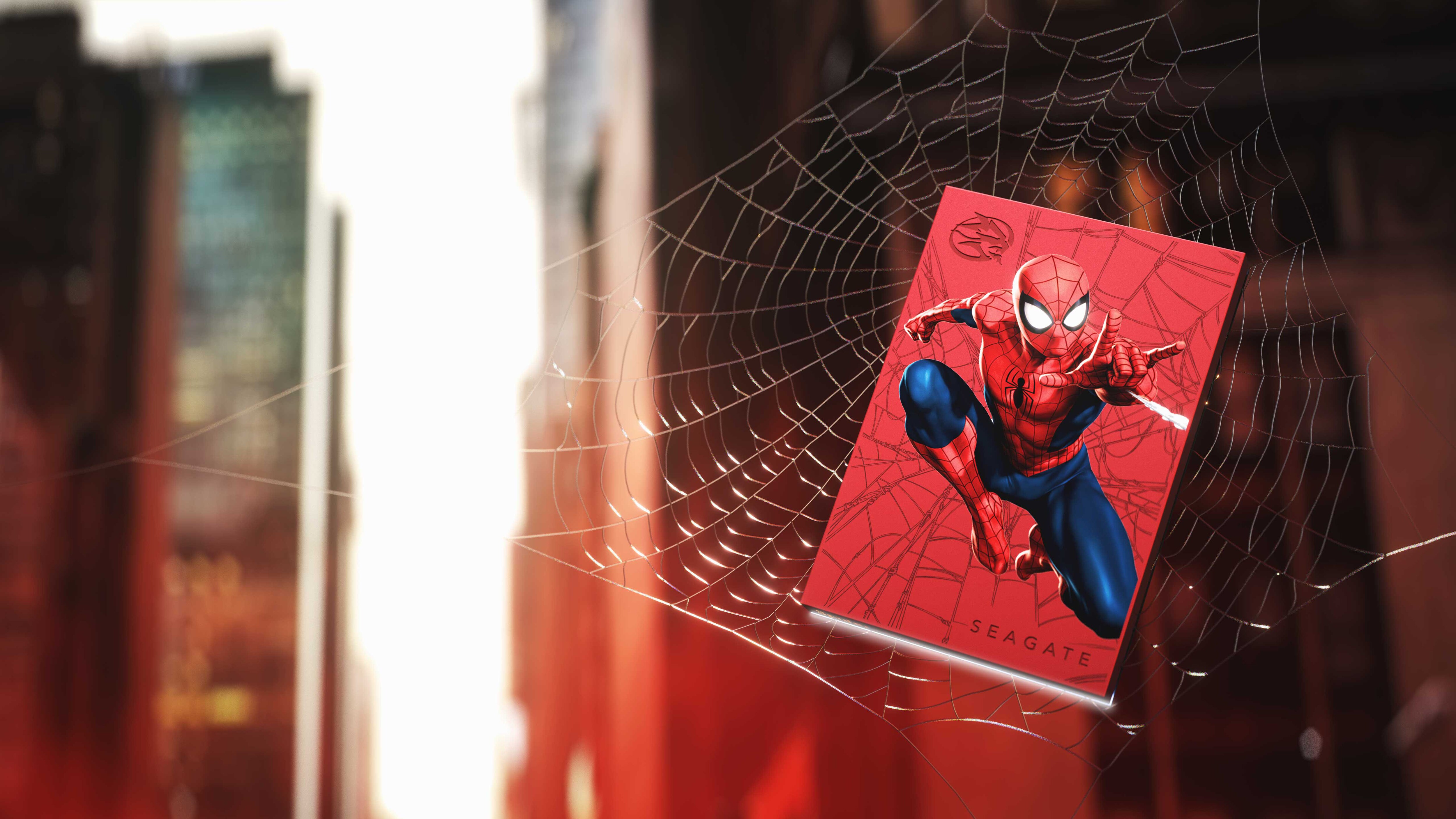 Seagate Firecuda 2 TB externe Festplatte 3,5 Zoll Spider-Man Special Edition