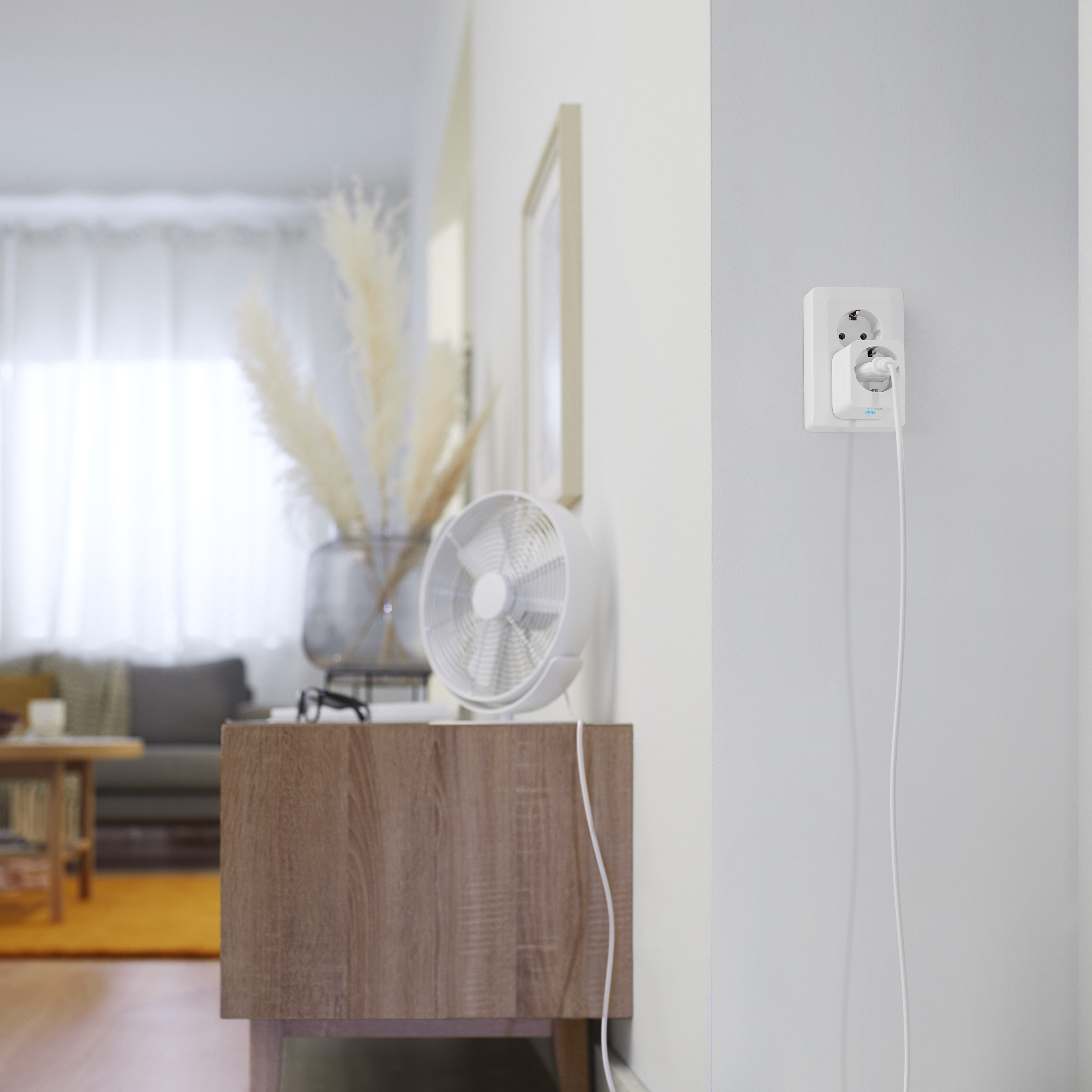 WiZ Smart Plug powermeter Type-F Steckdose weiß