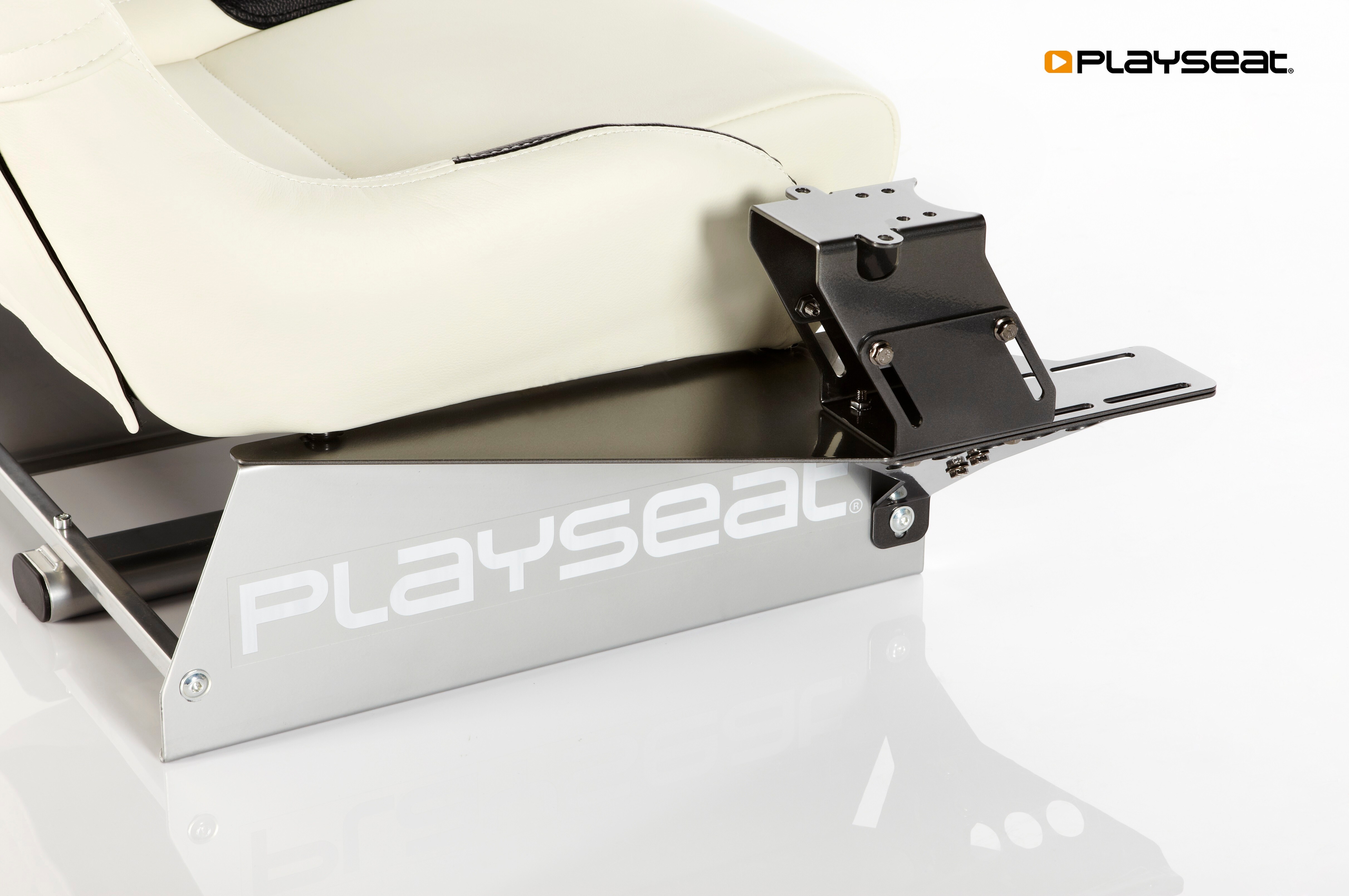 PLAYSEAT® GEAR SHIFT HOLDER