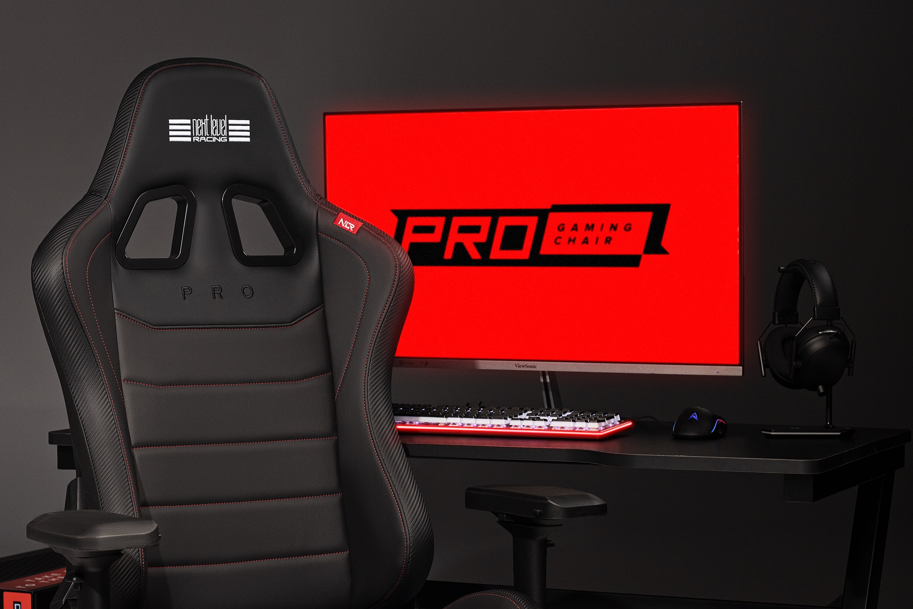 Next Level Racing Pro Gaming Chair Black Leather Edition