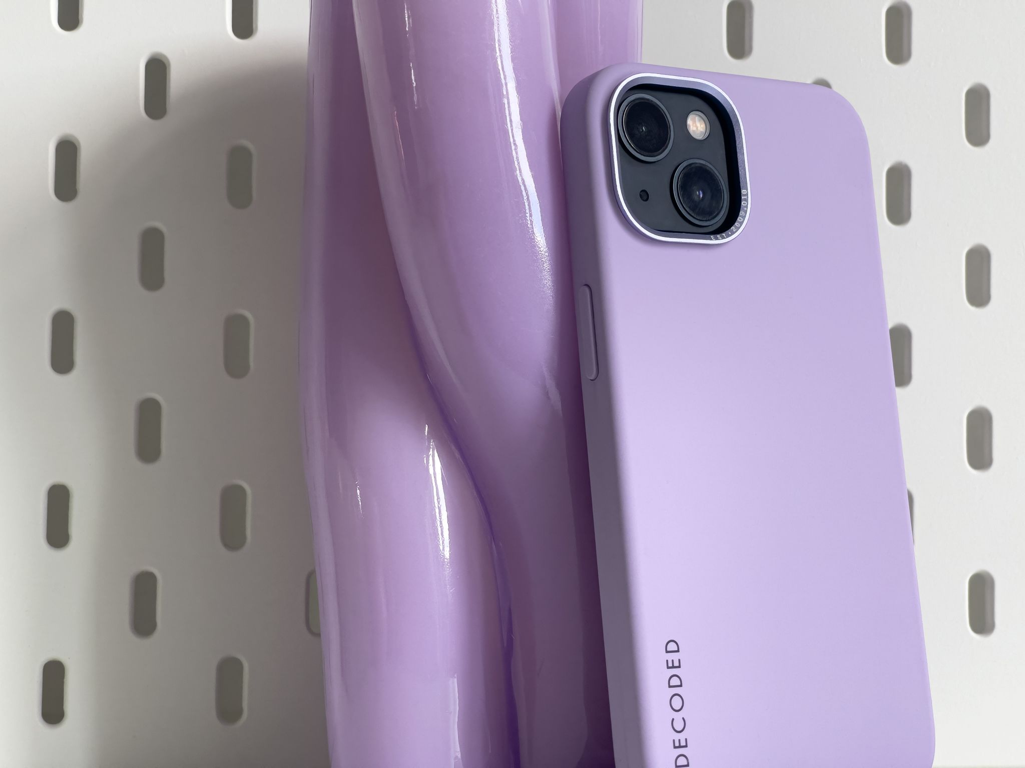 Decoded AntiMicrobial Silicone Backcover iPhone 14 Lavendel