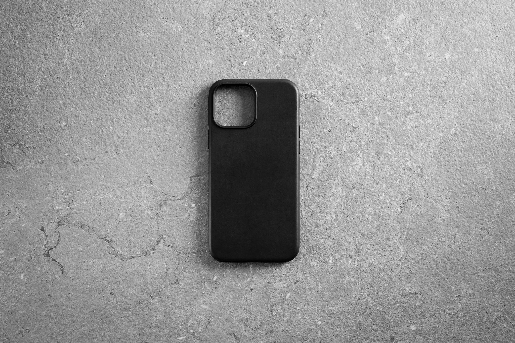 Nomad Modern Leather Case iPhone 14 Pro Max Black