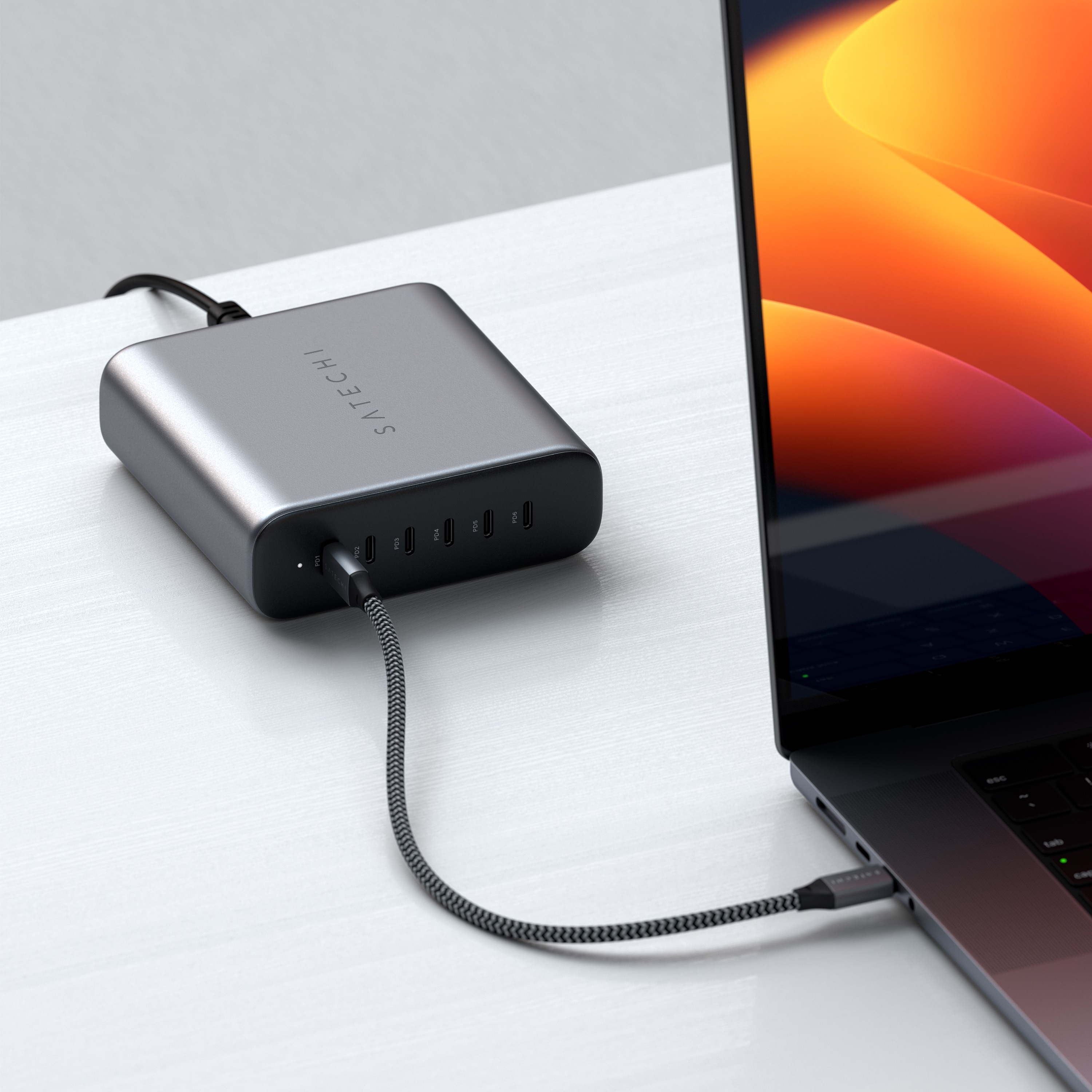 Satechi 200W USB-C 6-Port PD GaN Charger space gray