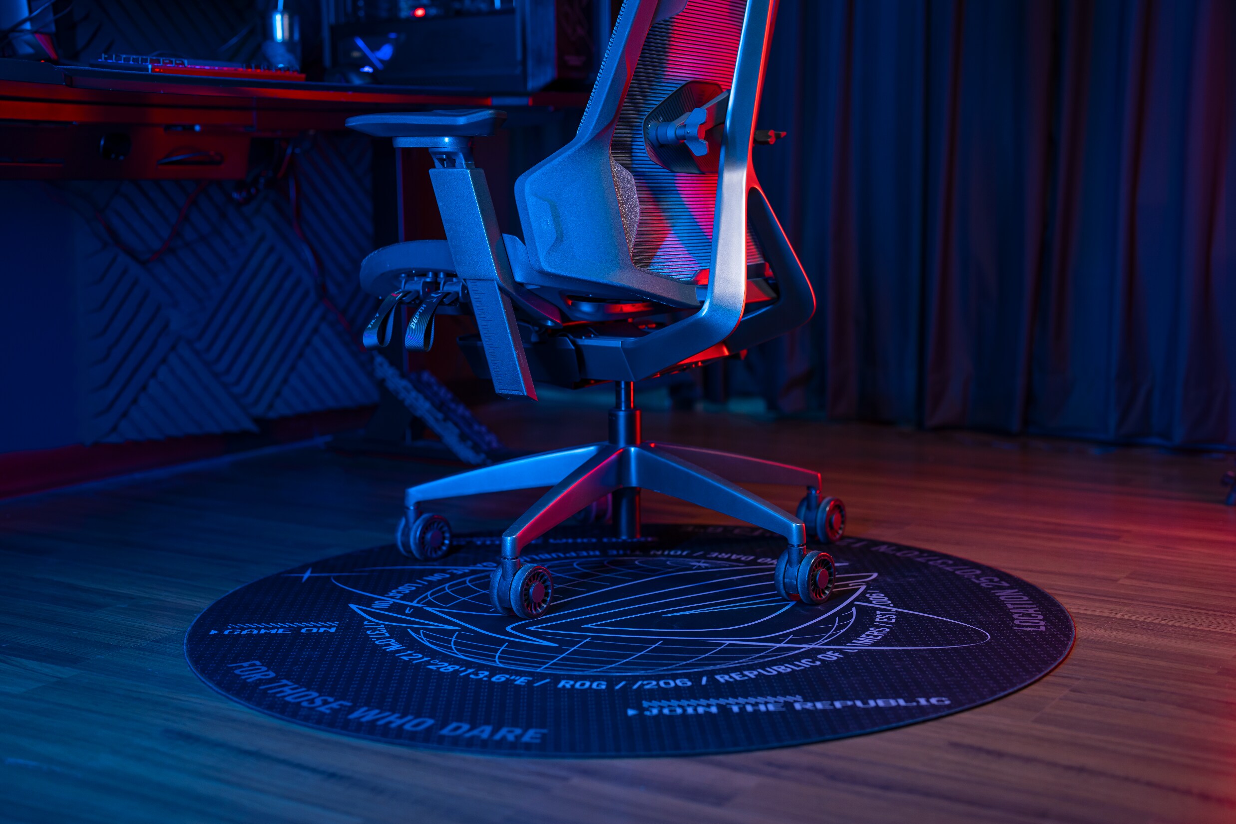 ASUS ROG Cosmic Mat Gaming Bodenschutzmatte