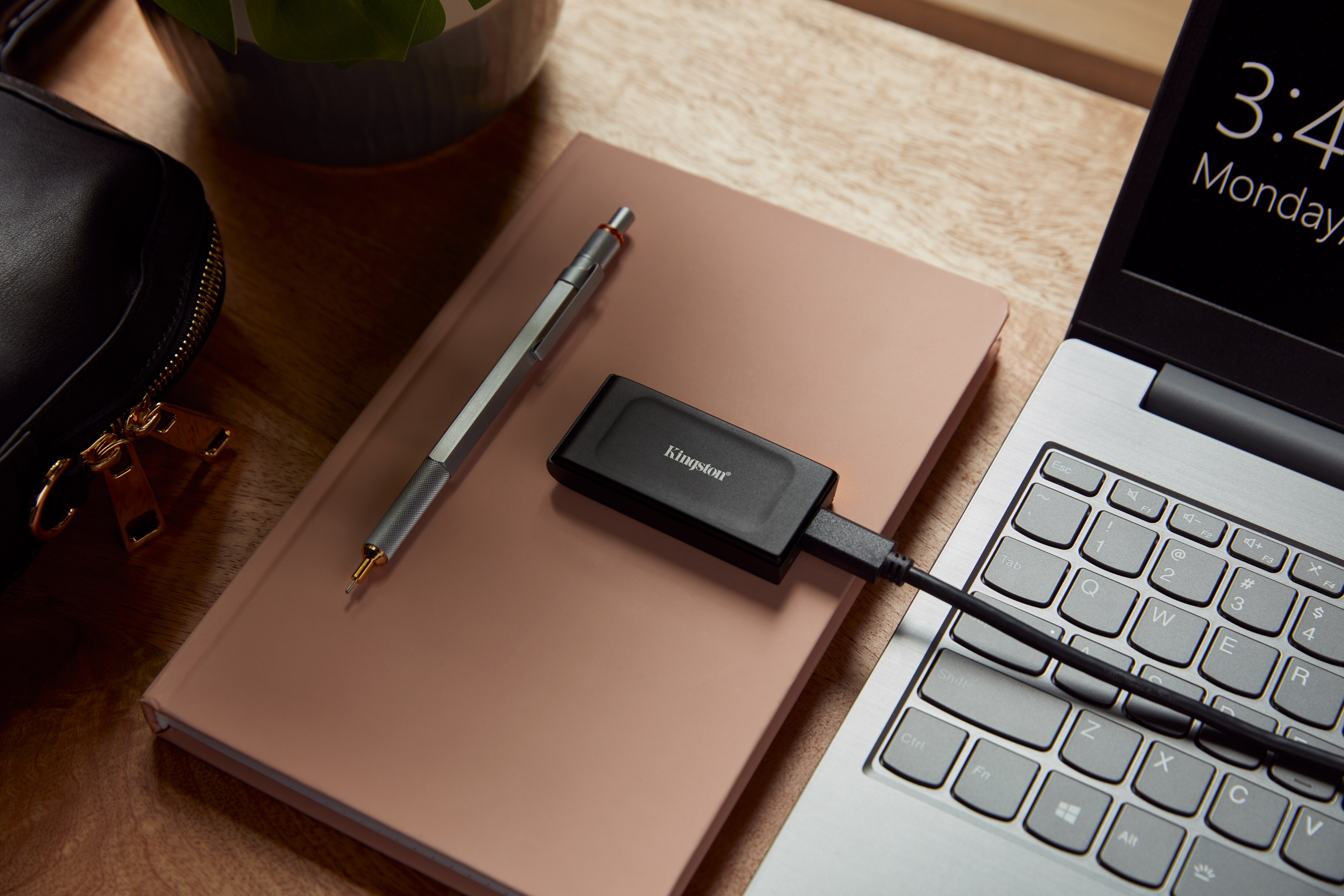 Kingston XS1000 Portable SSD 1 TB USB-C 3.2 Gen2