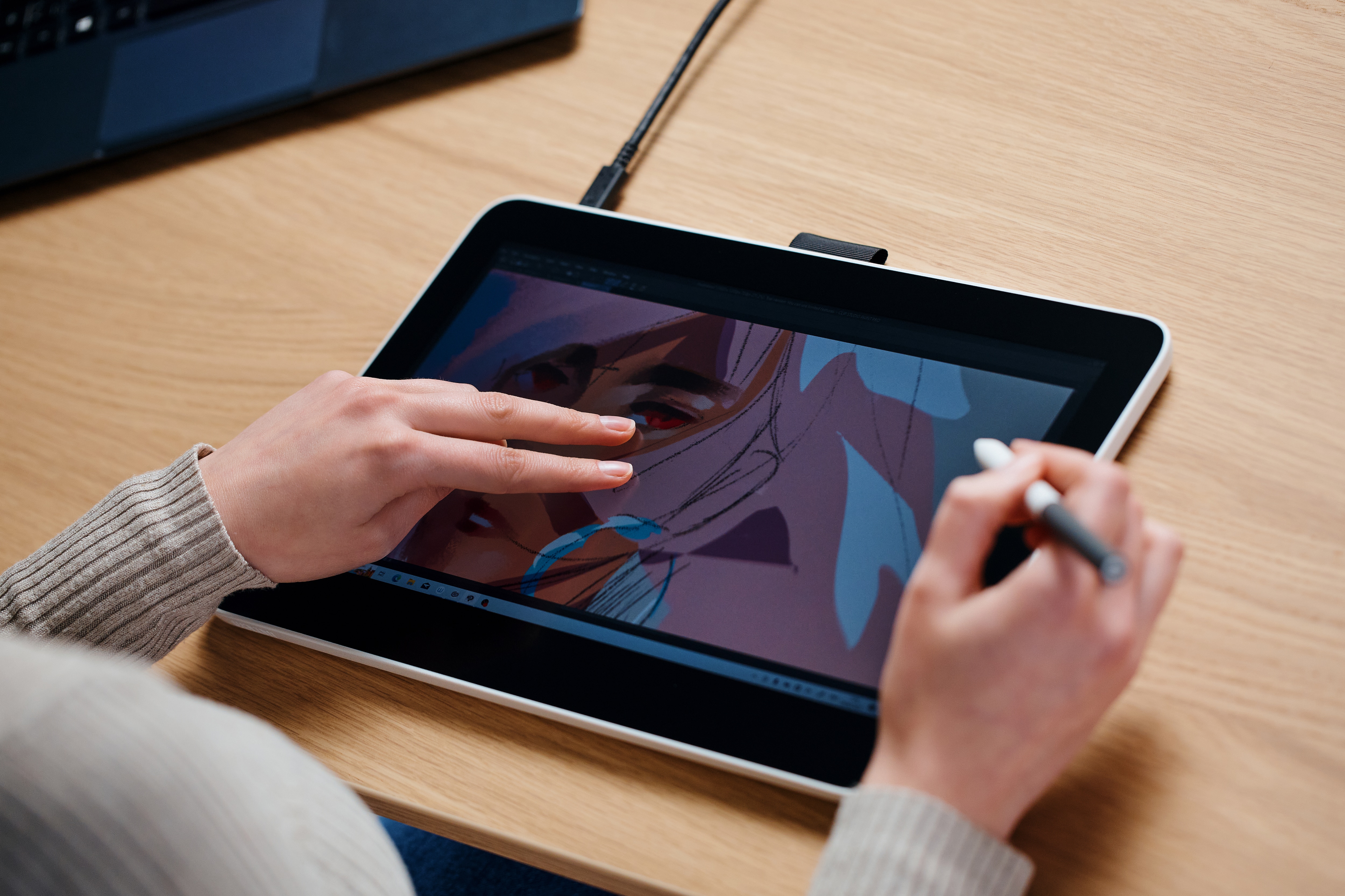 Wacom One 13 touch Stift-Display Cyberport 