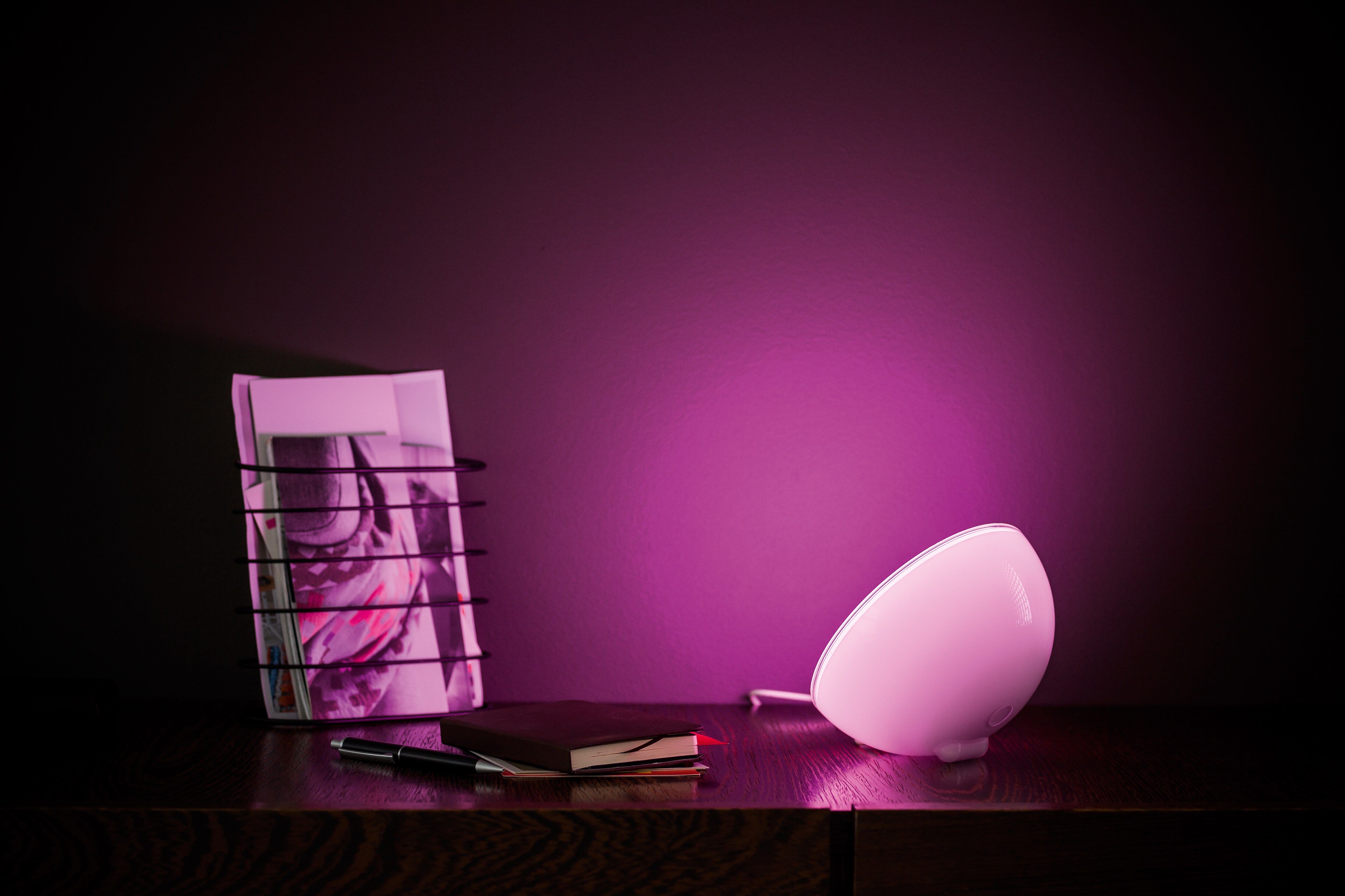 Philips Hue White &amp; Color Ambiance Go Tischleuchte weiß Bluetooth