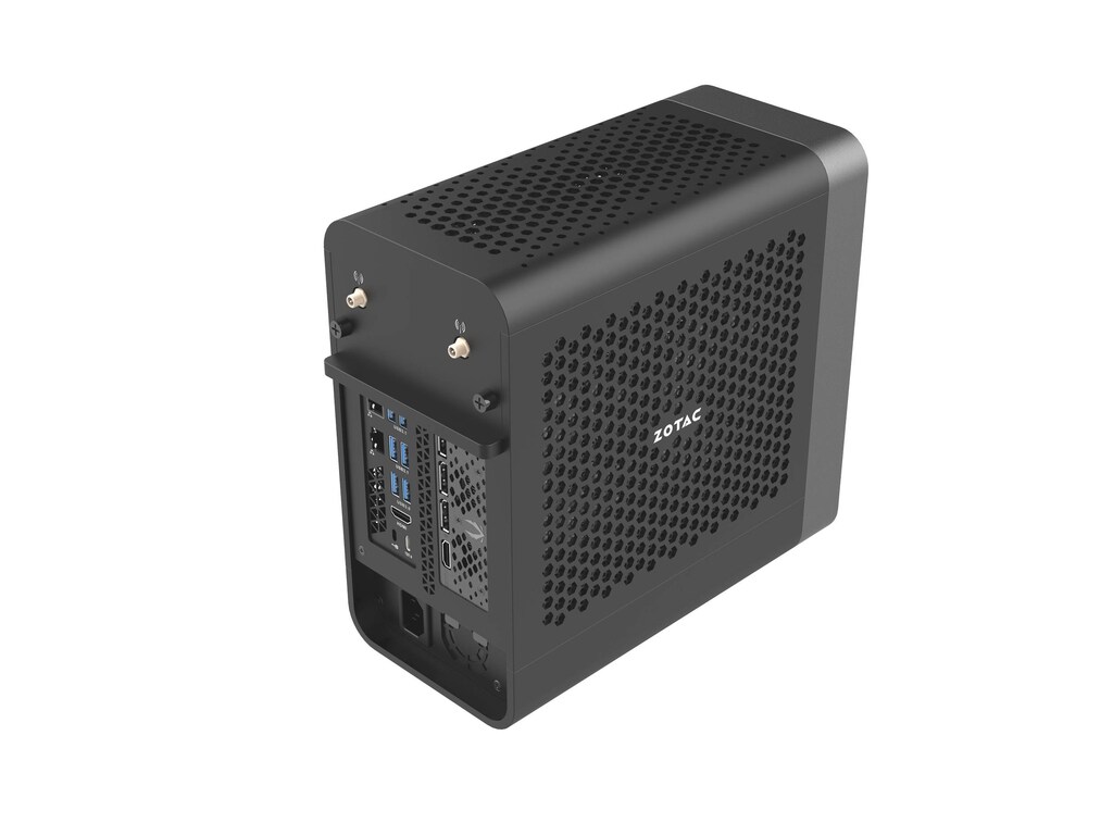 ZOTAC ZBOX MAGNUS ONE ERP74070C Win11Home i7-13700 RTX 4070