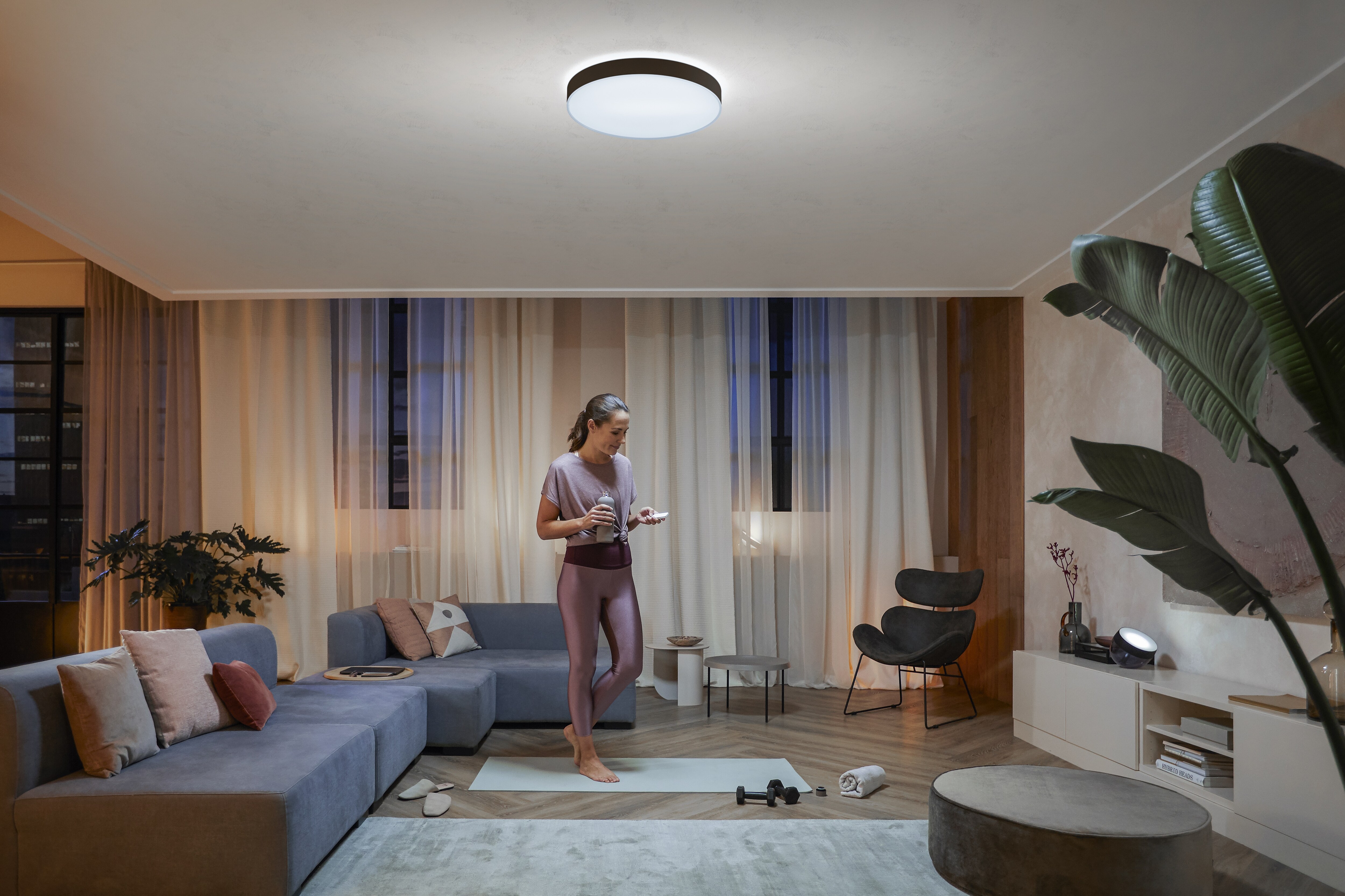 Philips Hue White Ambiance Enrave Deckenleuchte XL sw 6500lm inkl. Dimmschalter