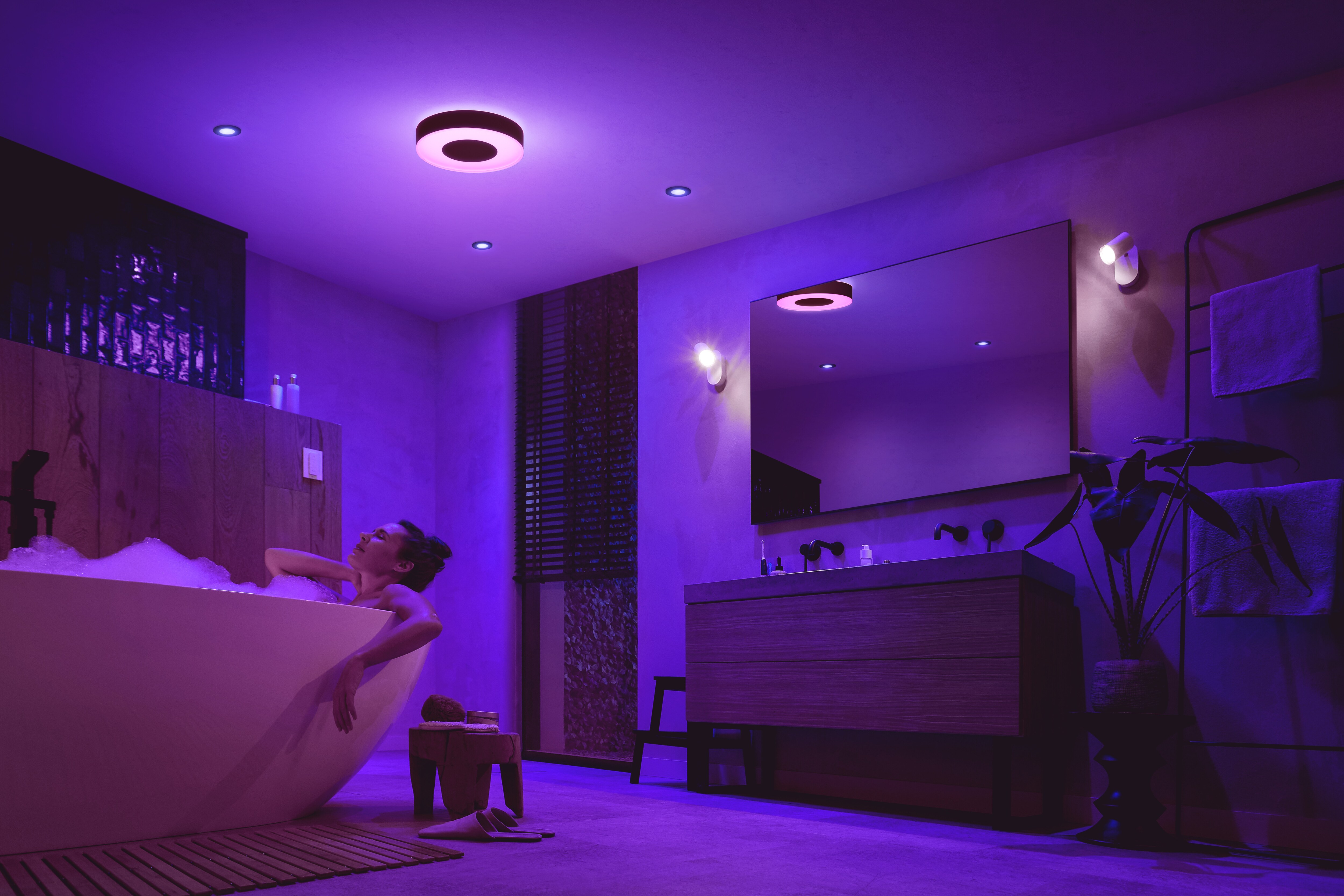 Philips Hue White &amp; Col. Amb. Xamento Deckenleuchte schwarz 2100lm