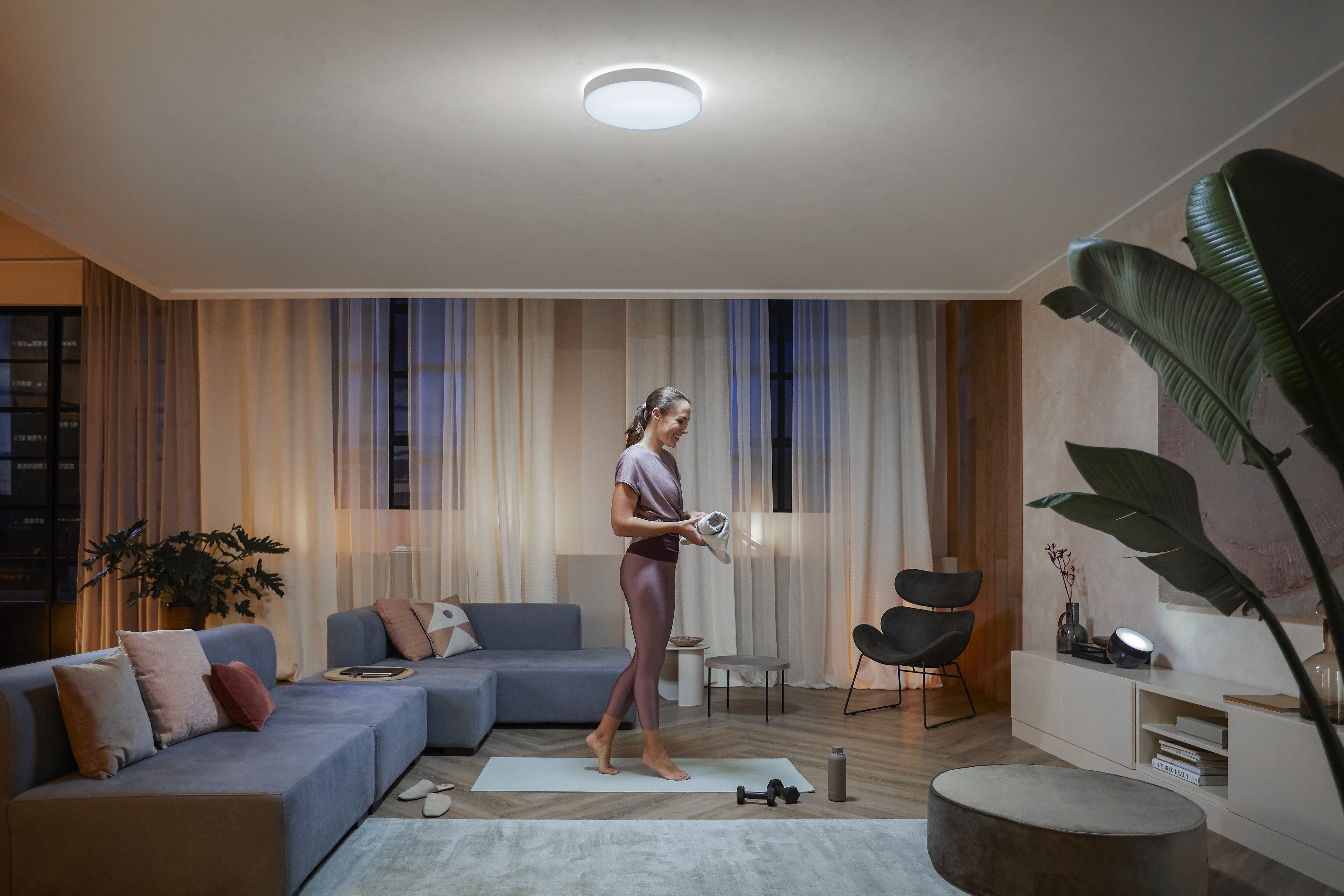 *Philips Hue White Amb. Enrave Deckenleuchte L weiß 4500lm inkl. Dimmschalter