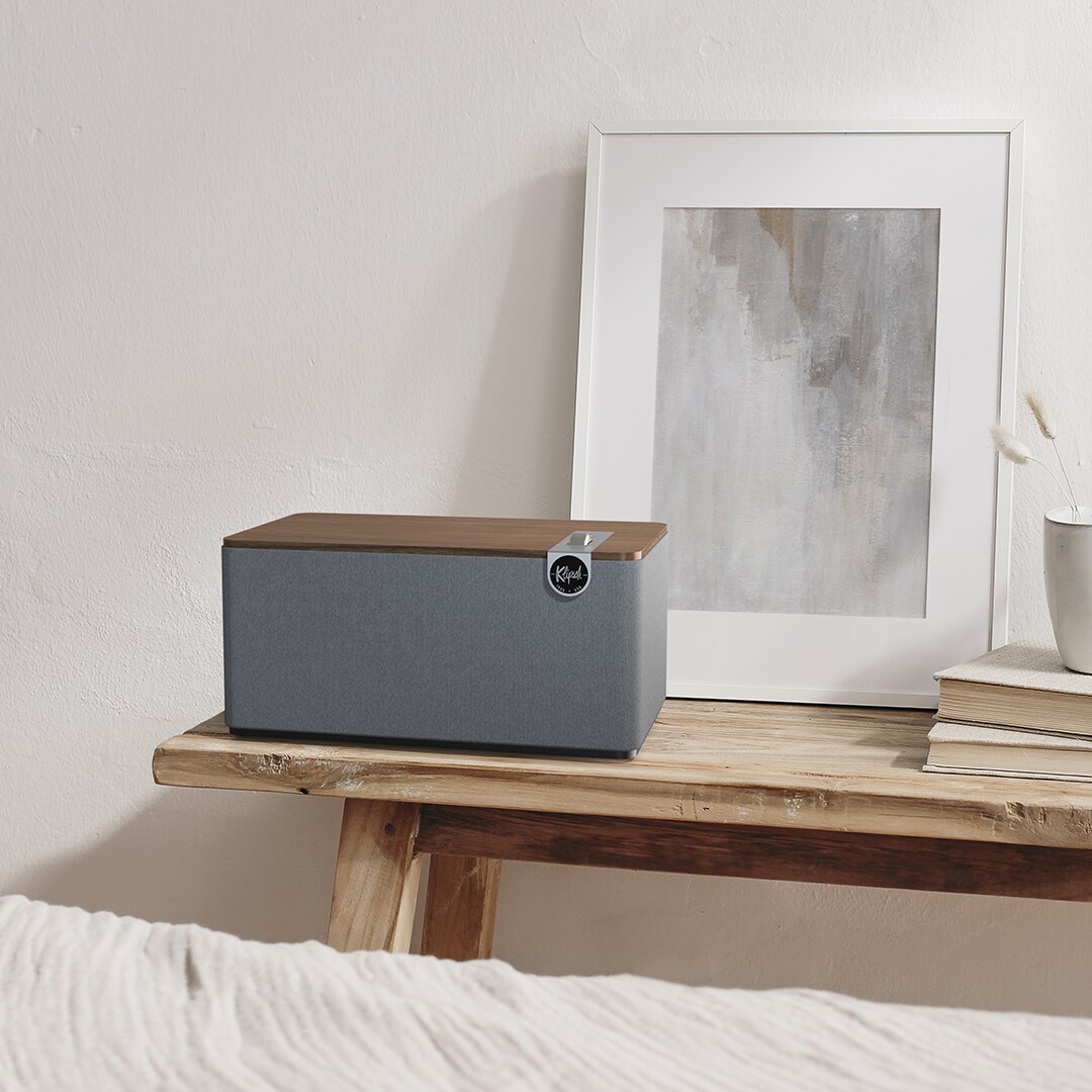 Klipsch The Three PLUS Bluetooth-Lautsprecher, Walnuss