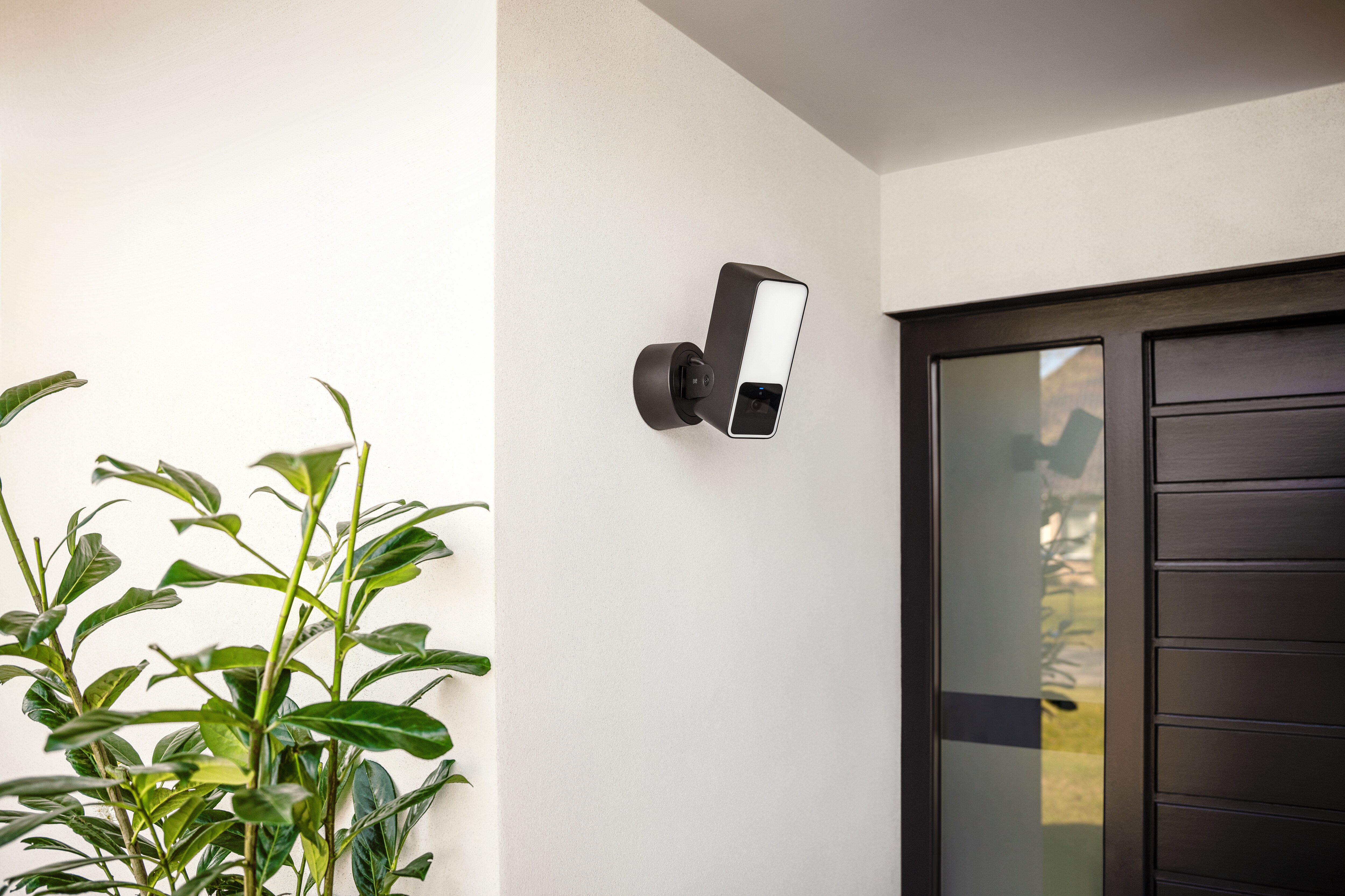 Eve Outdoor Cam Smarte Flutlichtkamera - Apple HomeKit Secure Video Technologie