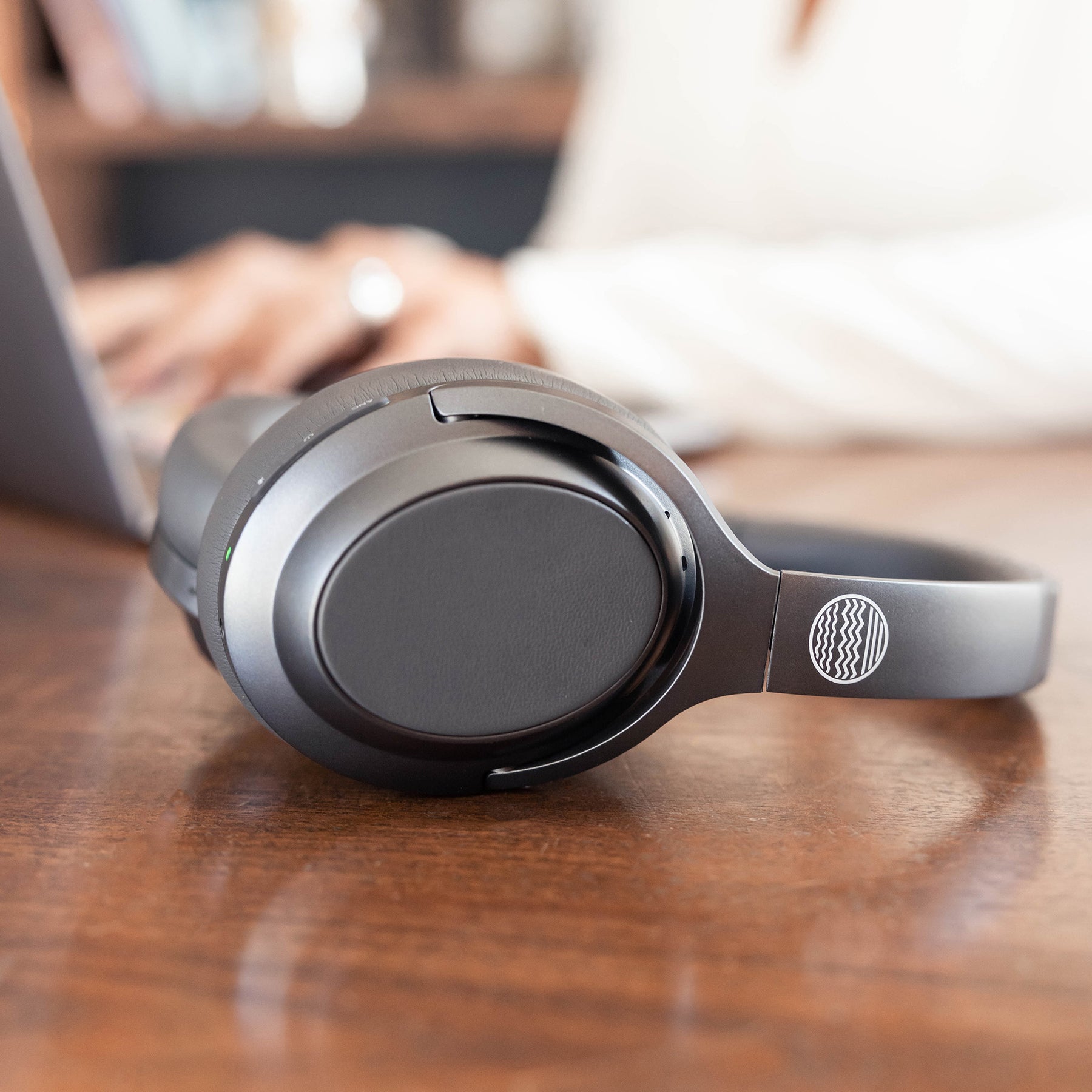 Our Pure Planet Signature Over-Ear Bluetooth Kopfhörer Mikrofon Noise Cancelling