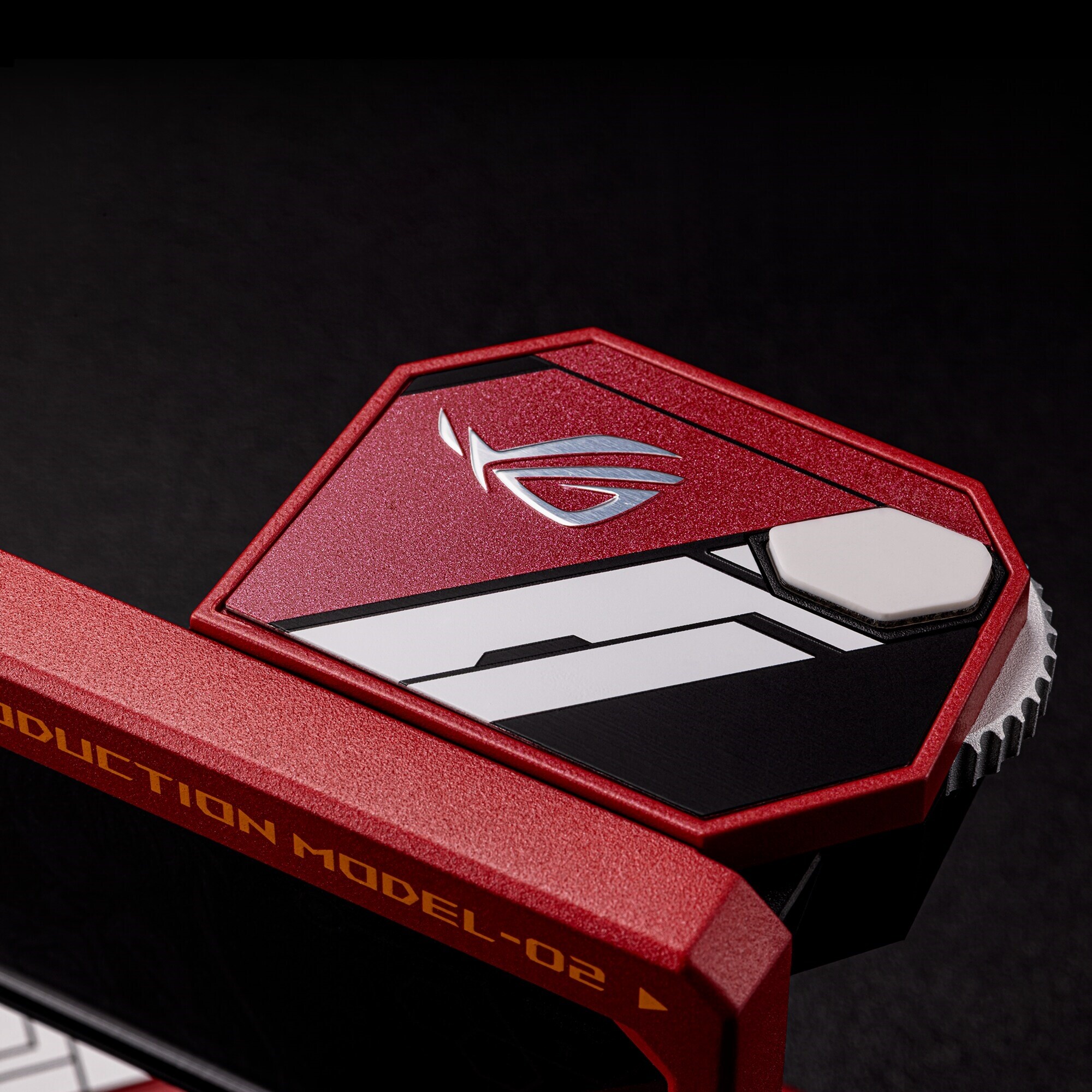 ASUS ROG Herculx EVA-02 Edition Grafikkartenhalter ++ Cyberport