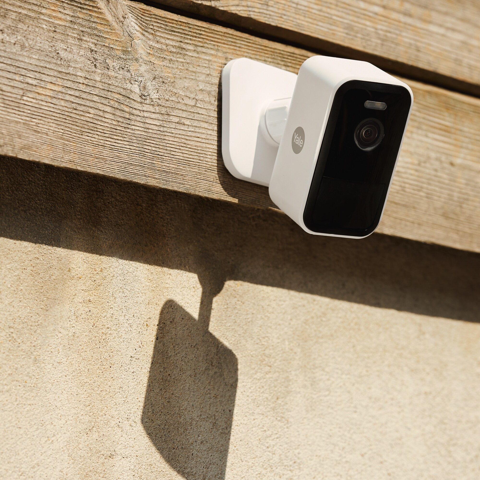 Yale Smart Outdoor Camera - Kabellose WLAN Außen-Überwachungskamera mit Akku