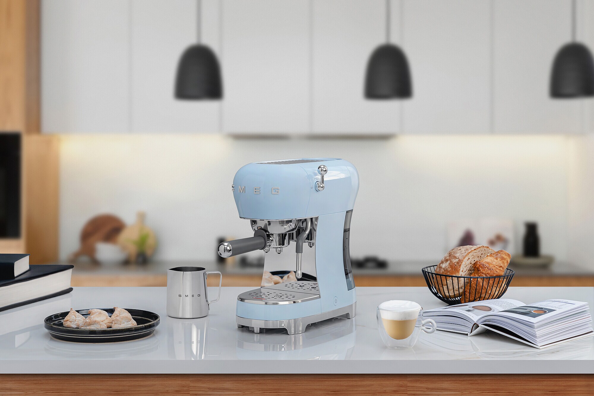 SMEG ECF02PBEU 50s Style Espresso-Kaffeemaschine Pastellblau