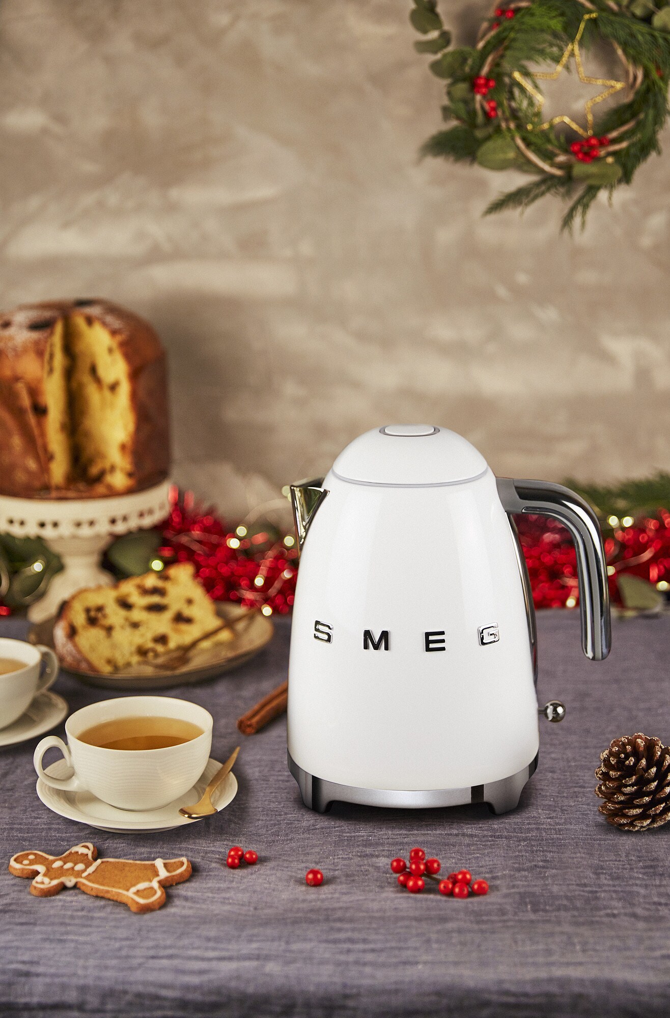 SMEG KLF03WHEU 50s Style Wasserkocher weiß