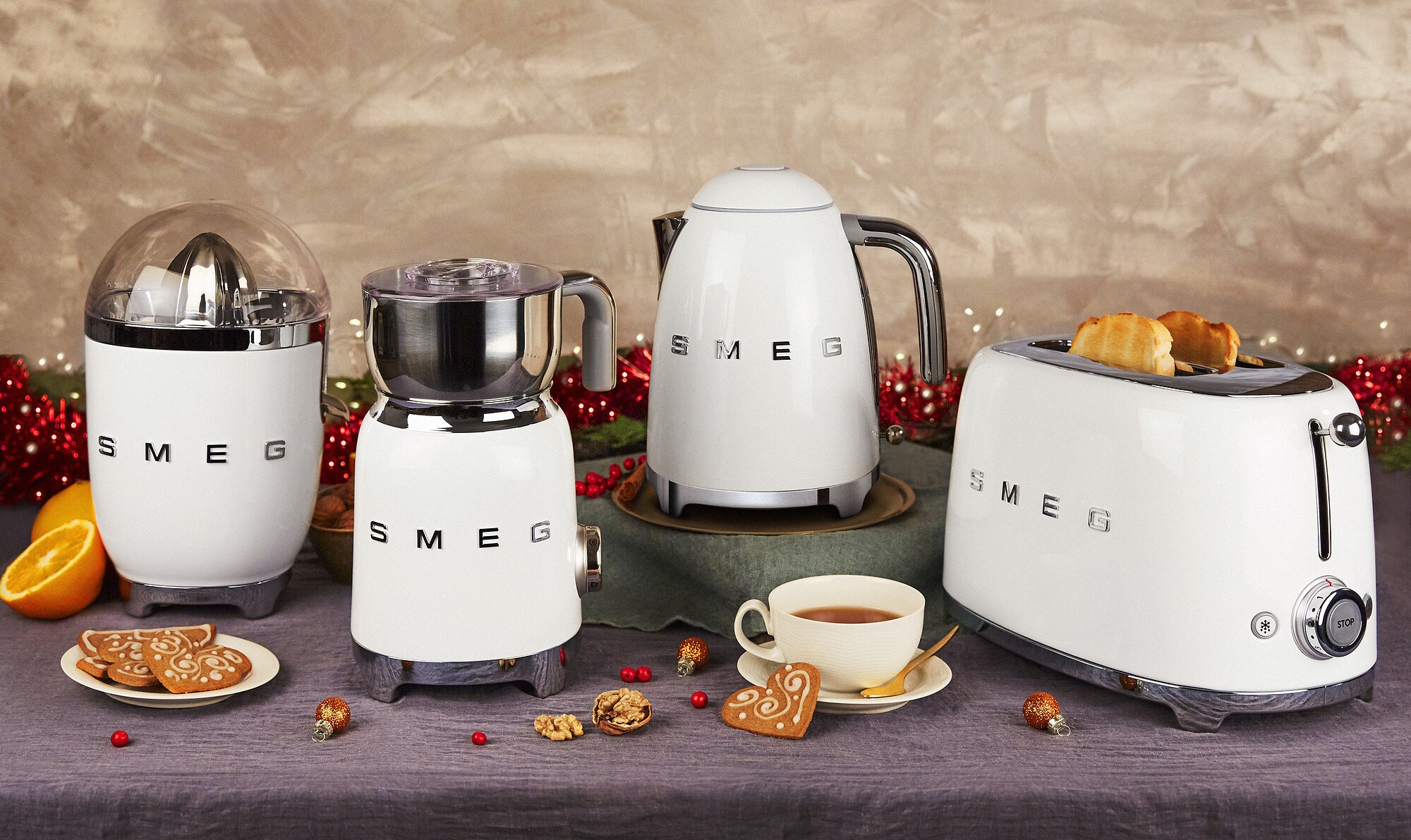 SMEG KLF03WHEU 50s Style Wasserkocher weiß