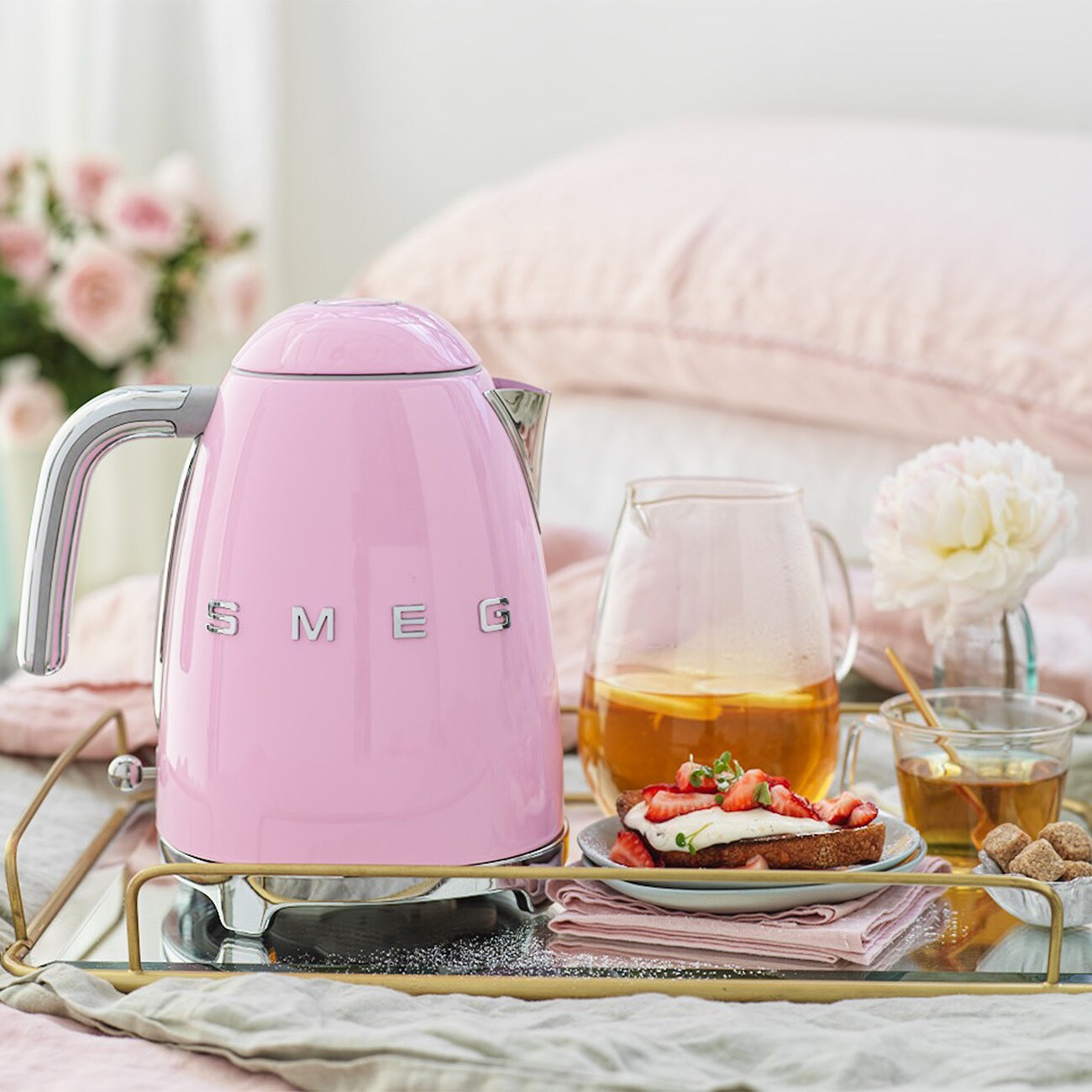 SMEG KLF03PKEU 50s Style Wasserkocher Cadillac Pink