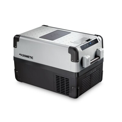 RB M günstig Kaufen-Dometic CoolFreeze CFX 35W Kompressor Kühlbox 32l. Dometic CoolFreeze CFX 35W Kompressor Kühlbox 32l <![CDATA[• Energieeffizienzklasse: C • Energieverbrauch ca.: 62 kWh / Jahr • Nutzinhalt: 32 Liter Kühlen • Geräuschemission: 42 dB (A)