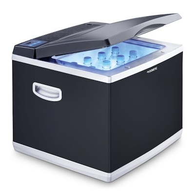 Lite E günstig Kaufen-Dometic CoolFun CK 40D Hybrid Kompressorkühlbox 38L 12/230V. Dometic CoolFun CK 40D Hybrid Kompressorkühlbox 38L 12/230V <![CDATA[• Energieeffizienzklasse nicht angegeben • Energieverbrauch ca.: k.A. • Nutzinhalt: 40 Liter Kühlen • Ger