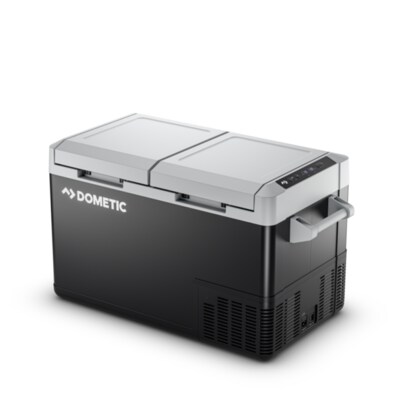 Liter x günstig Kaufen-Dometic CFF 70DZ Kompressorkühlbox 70L 12/24V / 100-240V. Dometic CFF 70DZ Kompressorkühlbox 70L 12/24V / 100-240V <![CDATA[• Energieeffizienzklasse: D • Energieverbrauch ca.: 52 kWh / Jahr • Nutzinhalt: 70 Liter Kühlen • Geräuschemiss