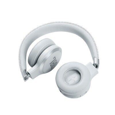 TYP B günstig Kaufen-JBL LIVE 460NC - On-Ear Bluetooth-Kopfhörer mit Noise Cancelling, silber. JBL LIVE 460NC - On-Ear Bluetooth-Kopfhörer mit Noise Cancelling, silber <![CDATA[• Typ: On-Ear Kopfhörer - geschlossen • Übertragung: Bluetooth • Einsatzgebiet: S